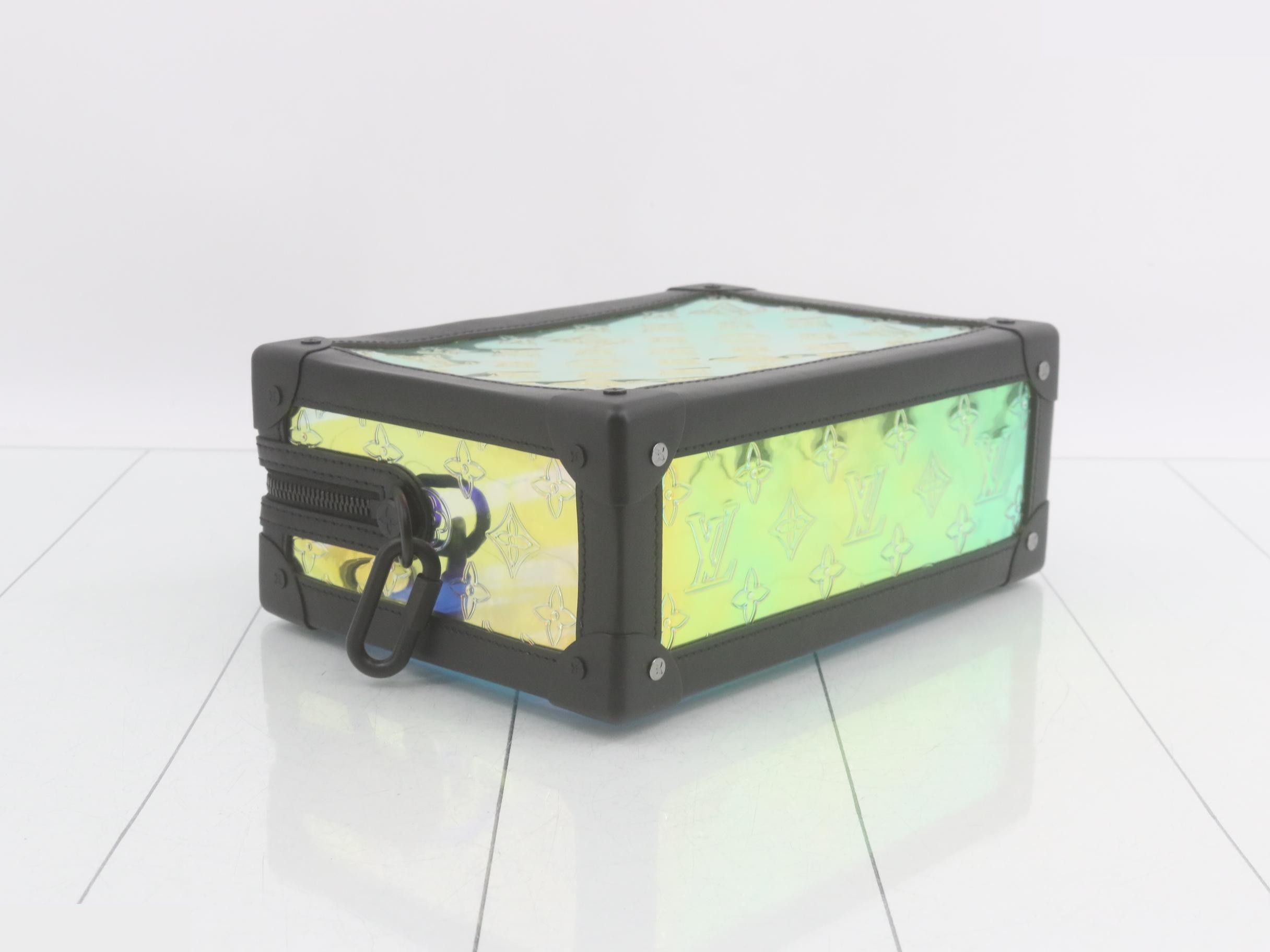 Soft Trunk — view 5
