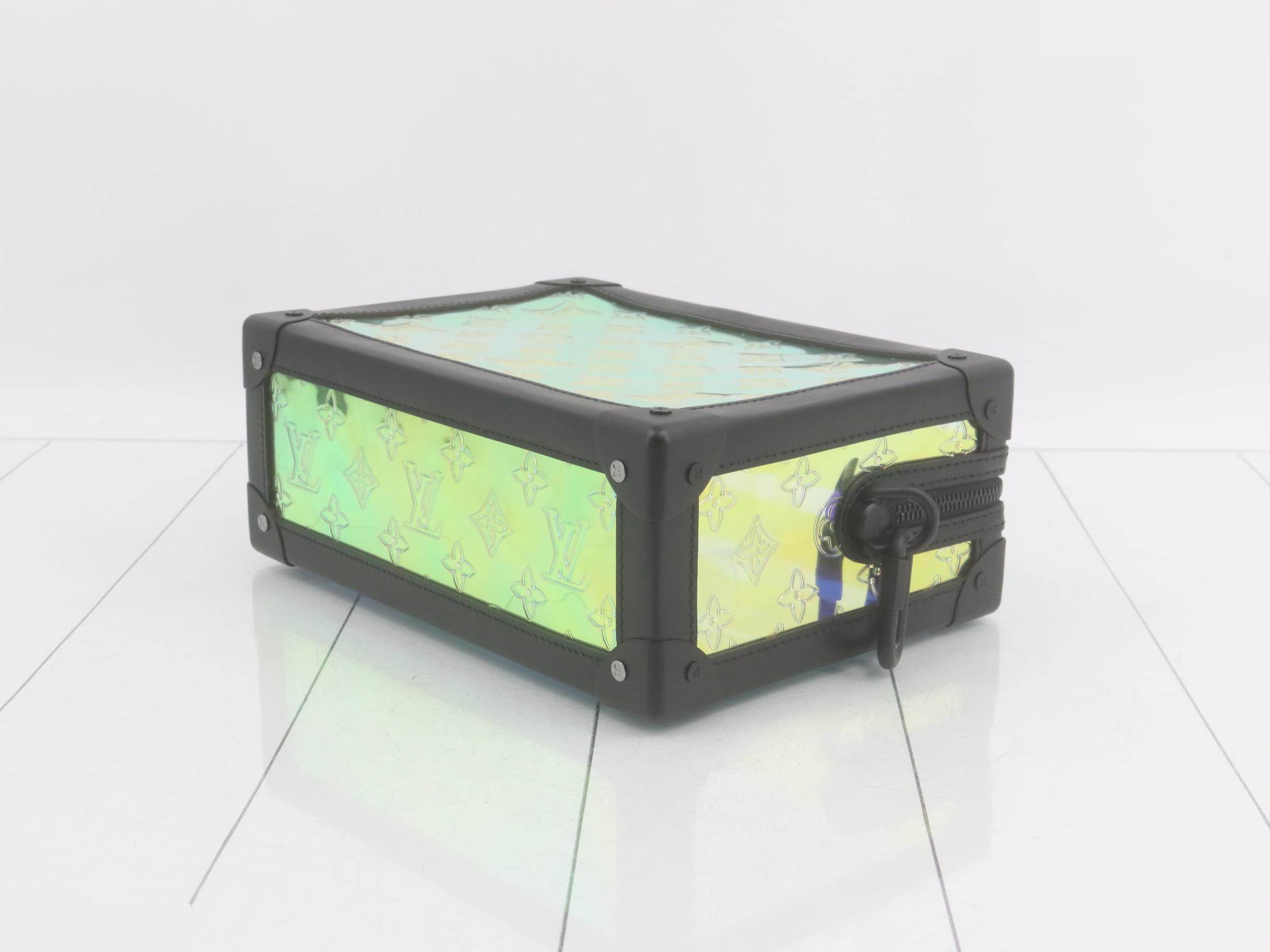 Soft Trunk — view 6