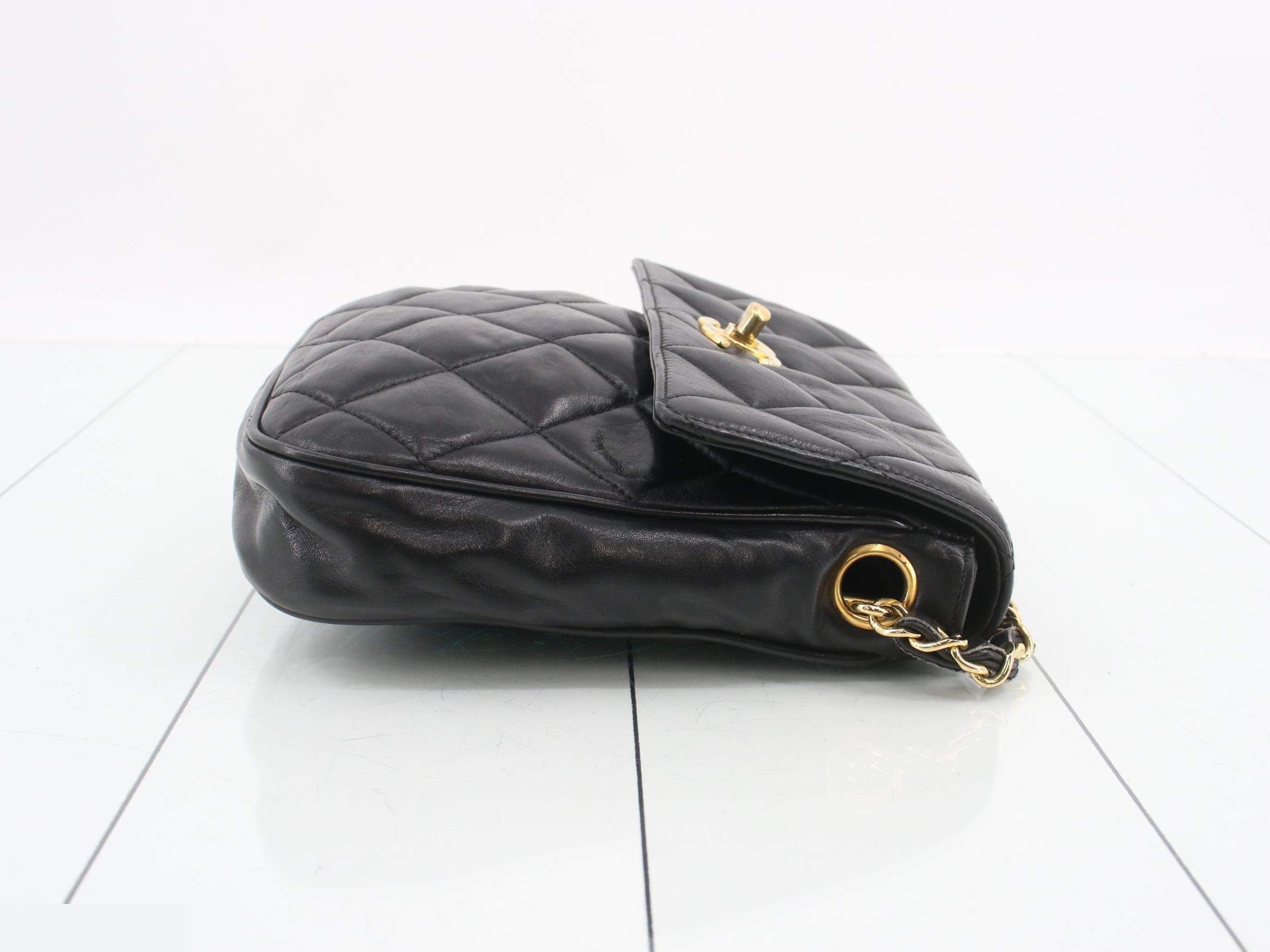 Matelassé Turnlock Chain Shoulder Bag — view 3