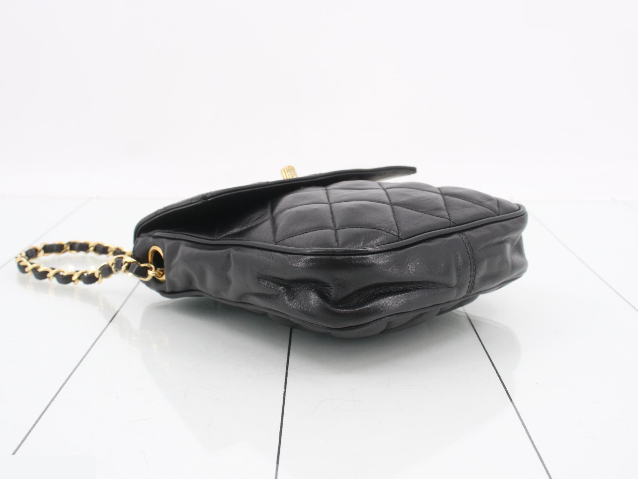 Matelassé Turnlock Chain Shoulder Bag — view 5