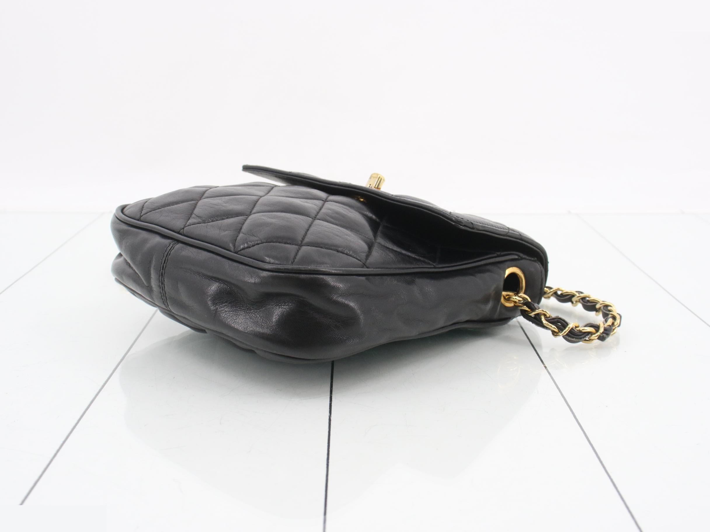 Matelassé Turnlock Chain Shoulder Bag — view 6