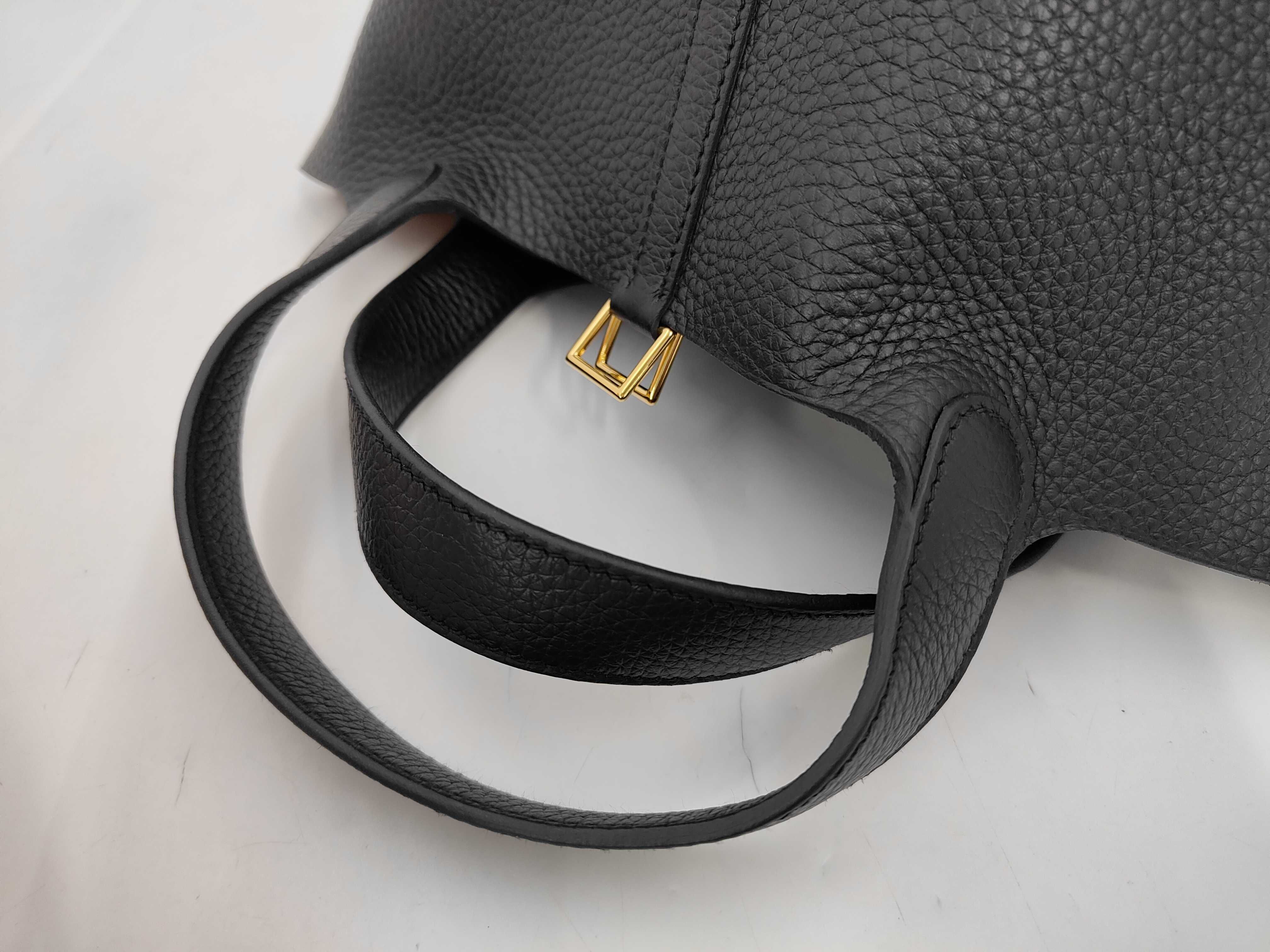 Picotin Lock PM Handbag, Taurillon Clemence Leather, Black, Gold Hardware, K Stamp — view 4