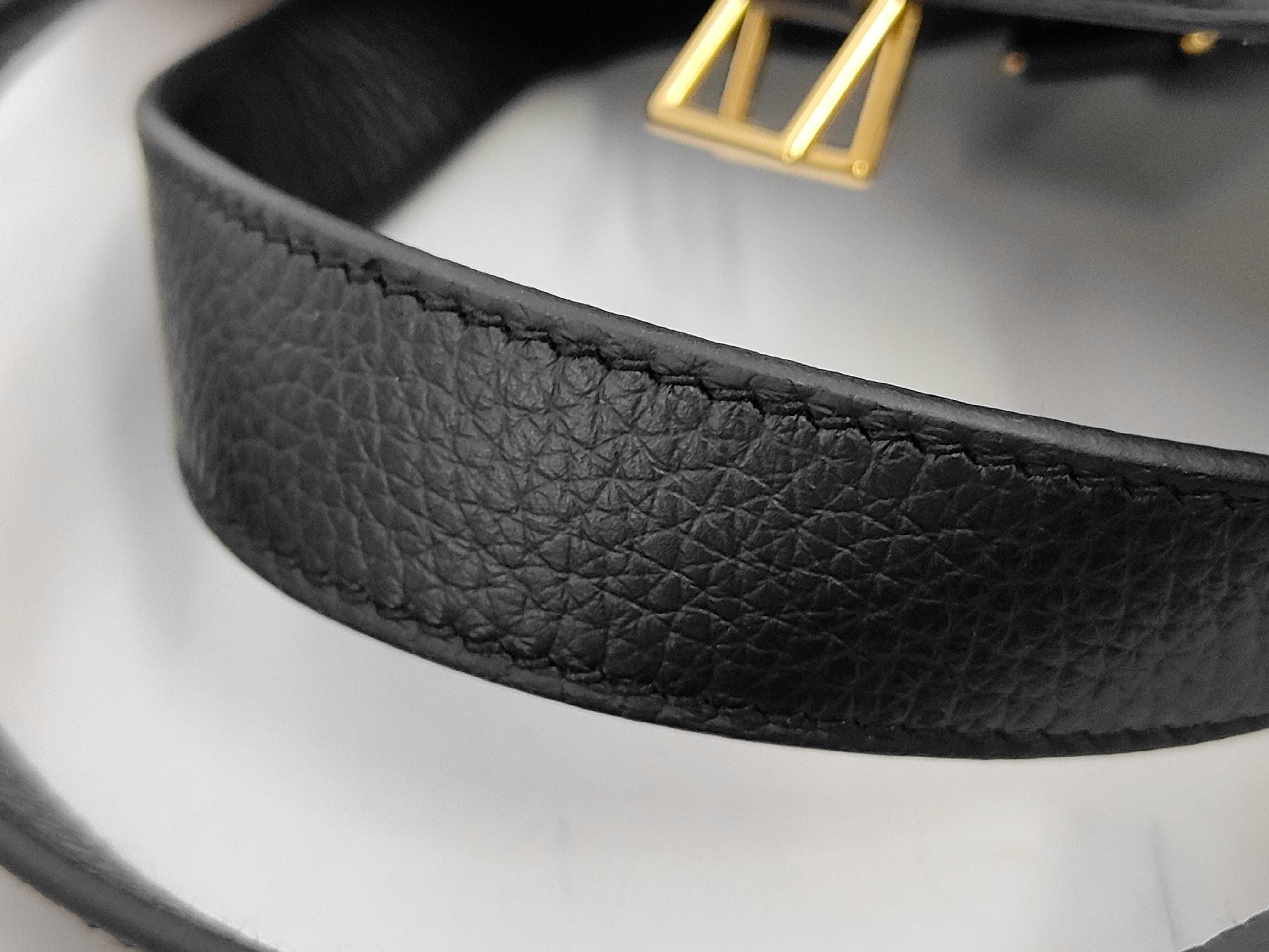 Picotin Lock PM Handbag, Taurillon Clemence Leather, Black, Gold Hardware, K Stamp — view 5