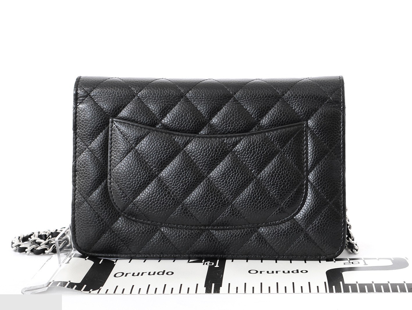 Caviar leather matelassé chain wallet shoulder bag, black — view 2