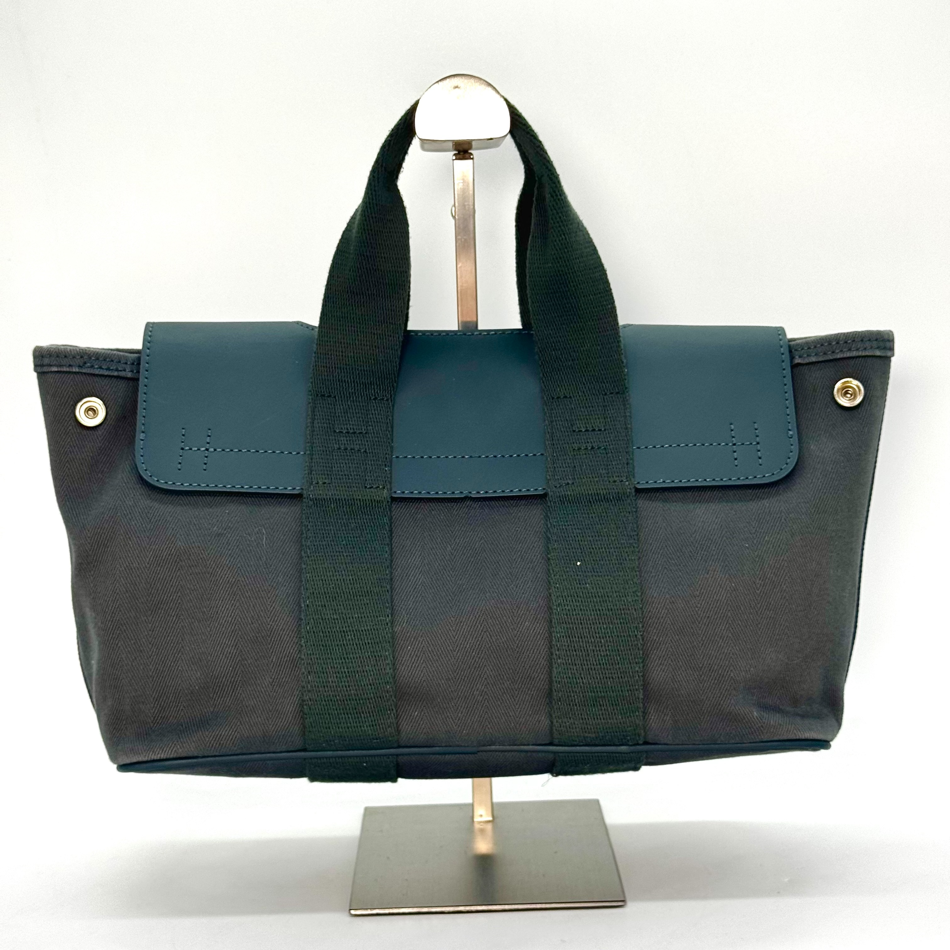 Valparaiso Black Handbag Tote Bag — view 2