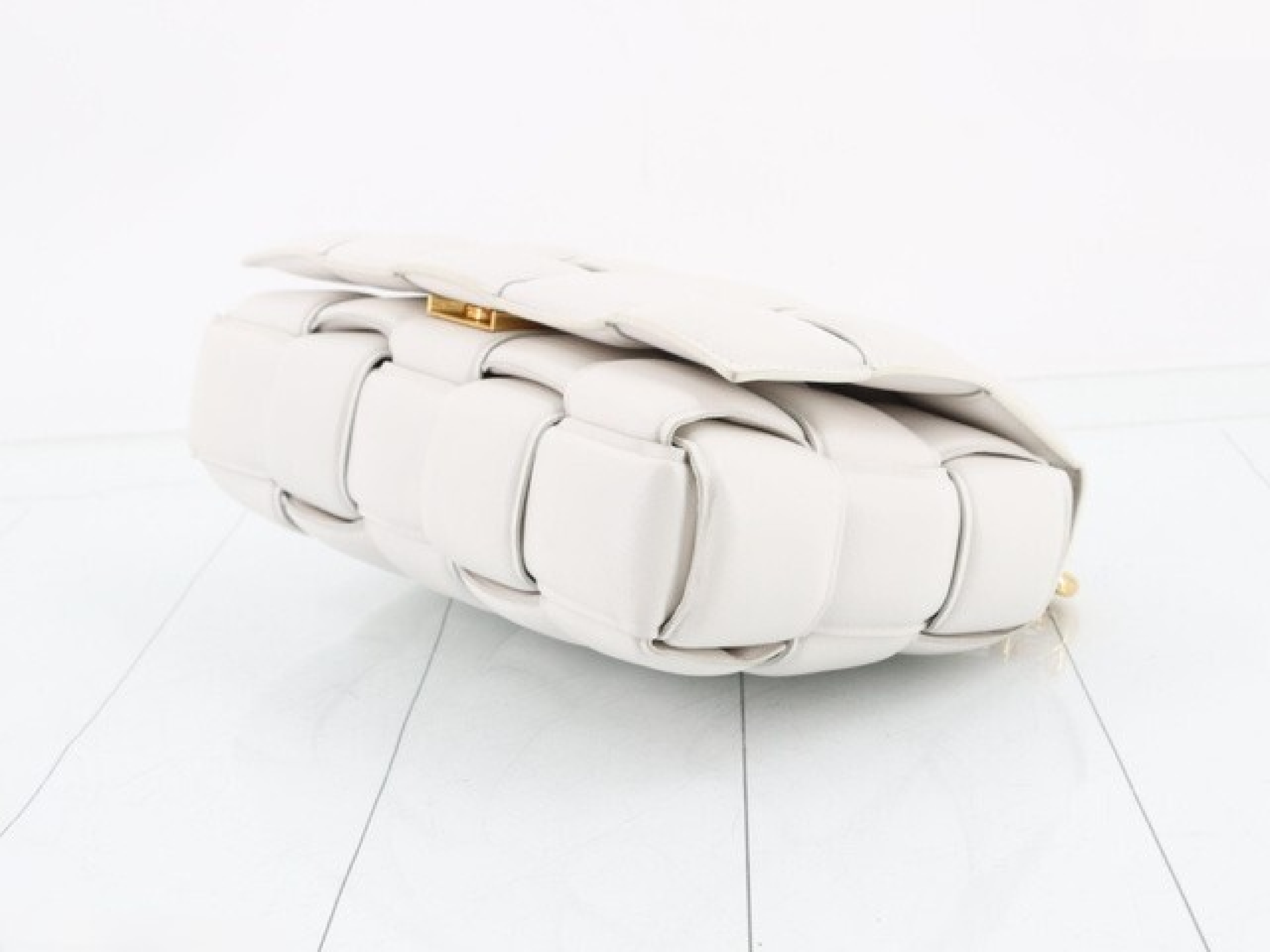 The Chain Cassette Shoulder Bag — view 5