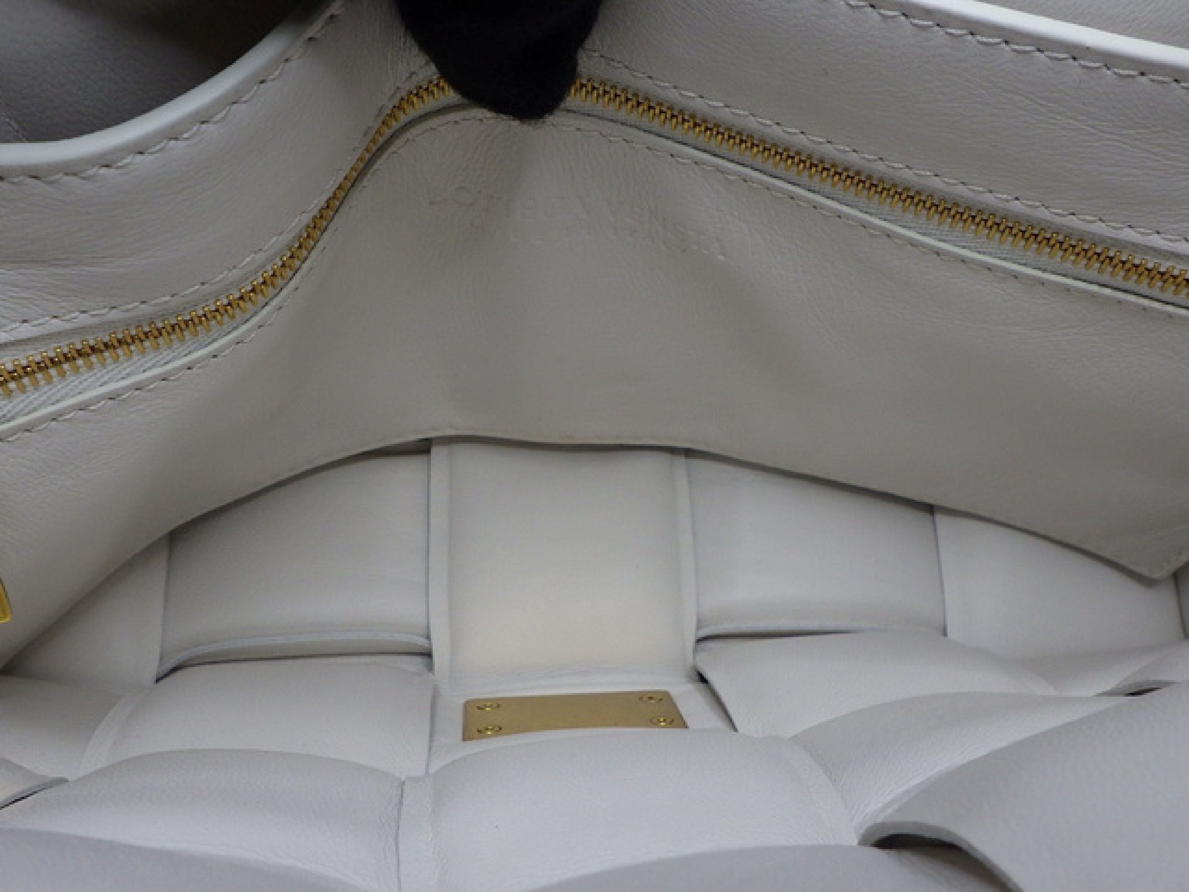 The Chain Cassette Shoulder Bag — view 7