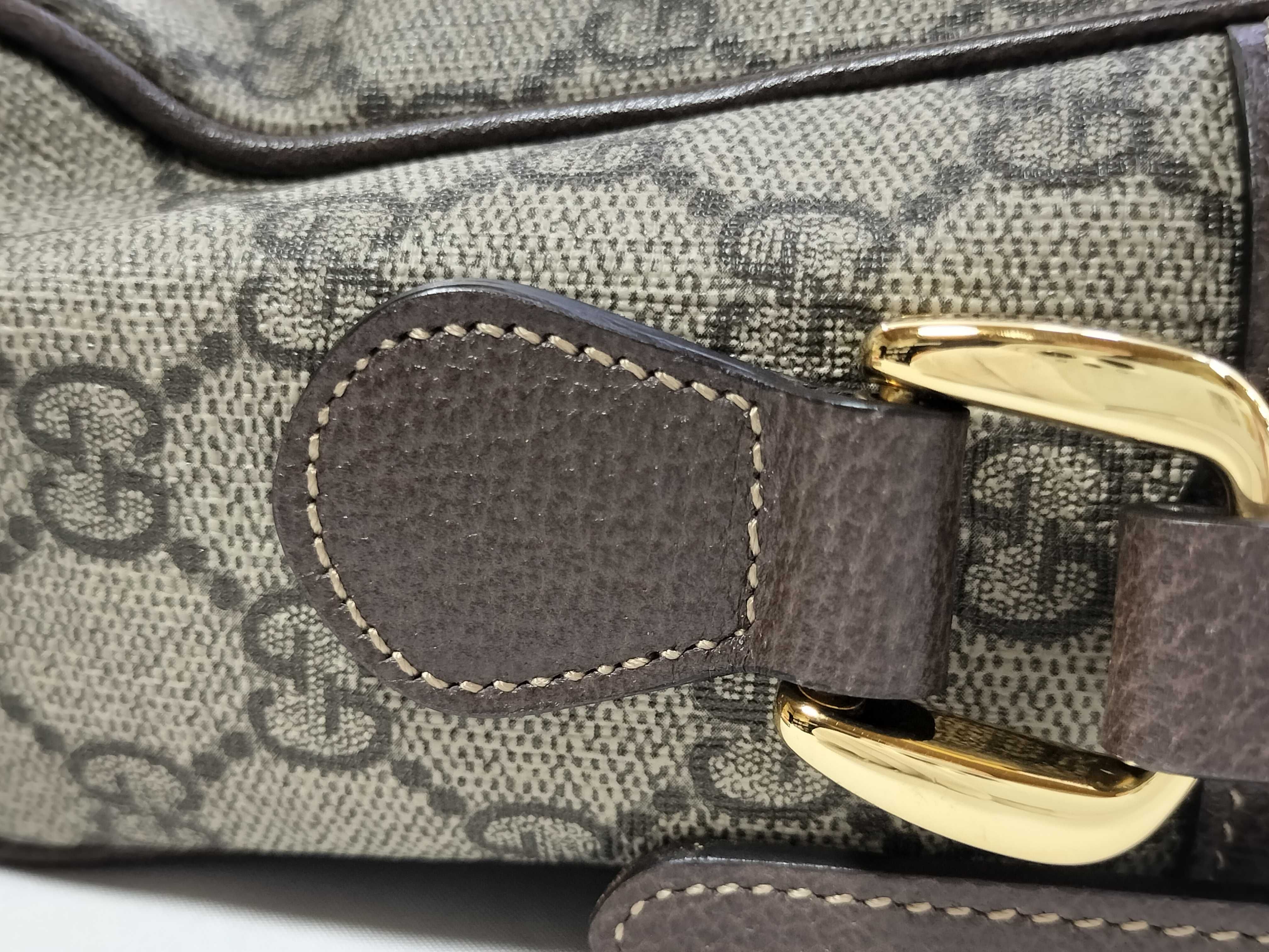GG Supreme Shoulder Bag — view 4