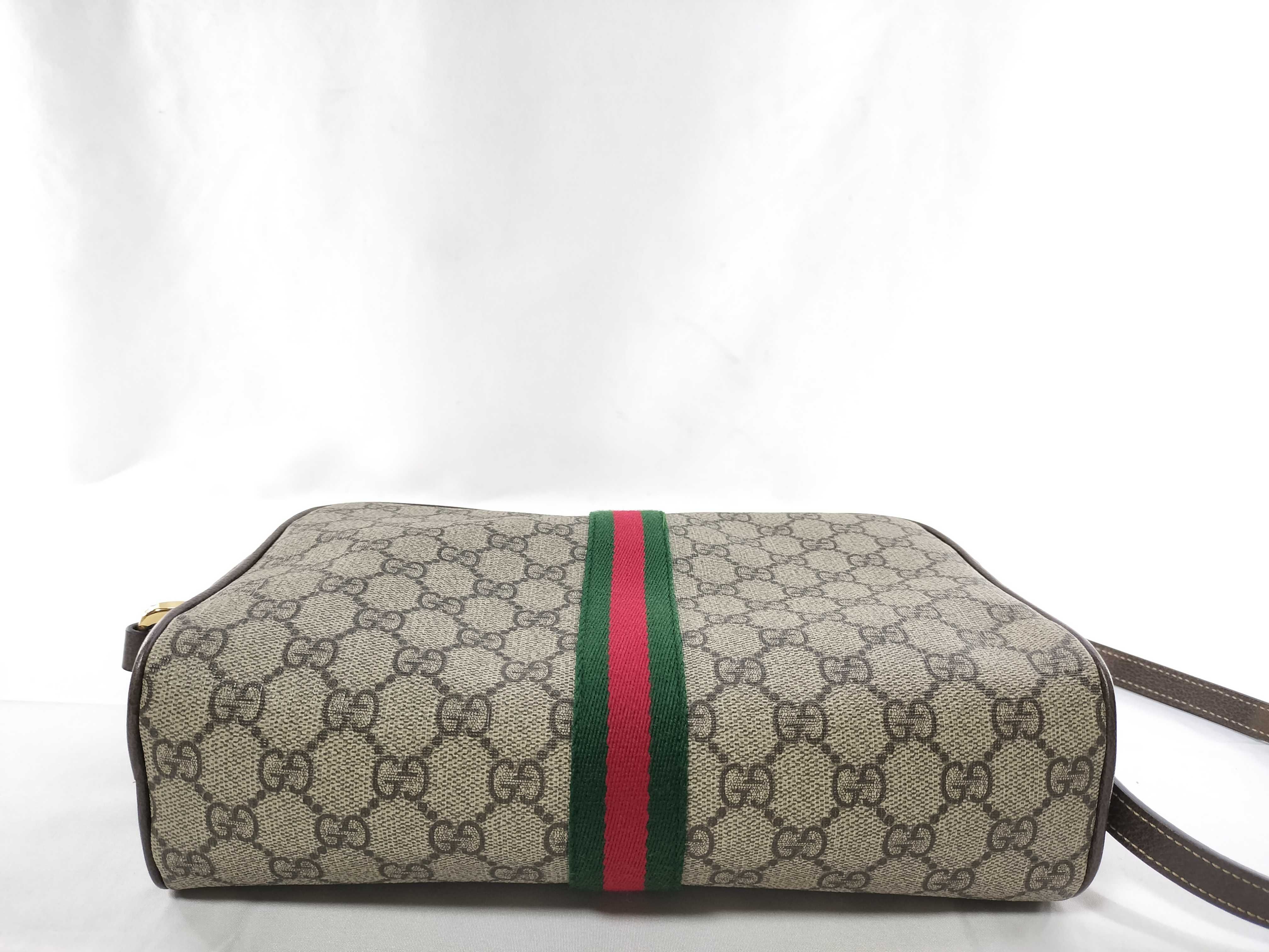 GG Supreme Shoulder Bag — view 6