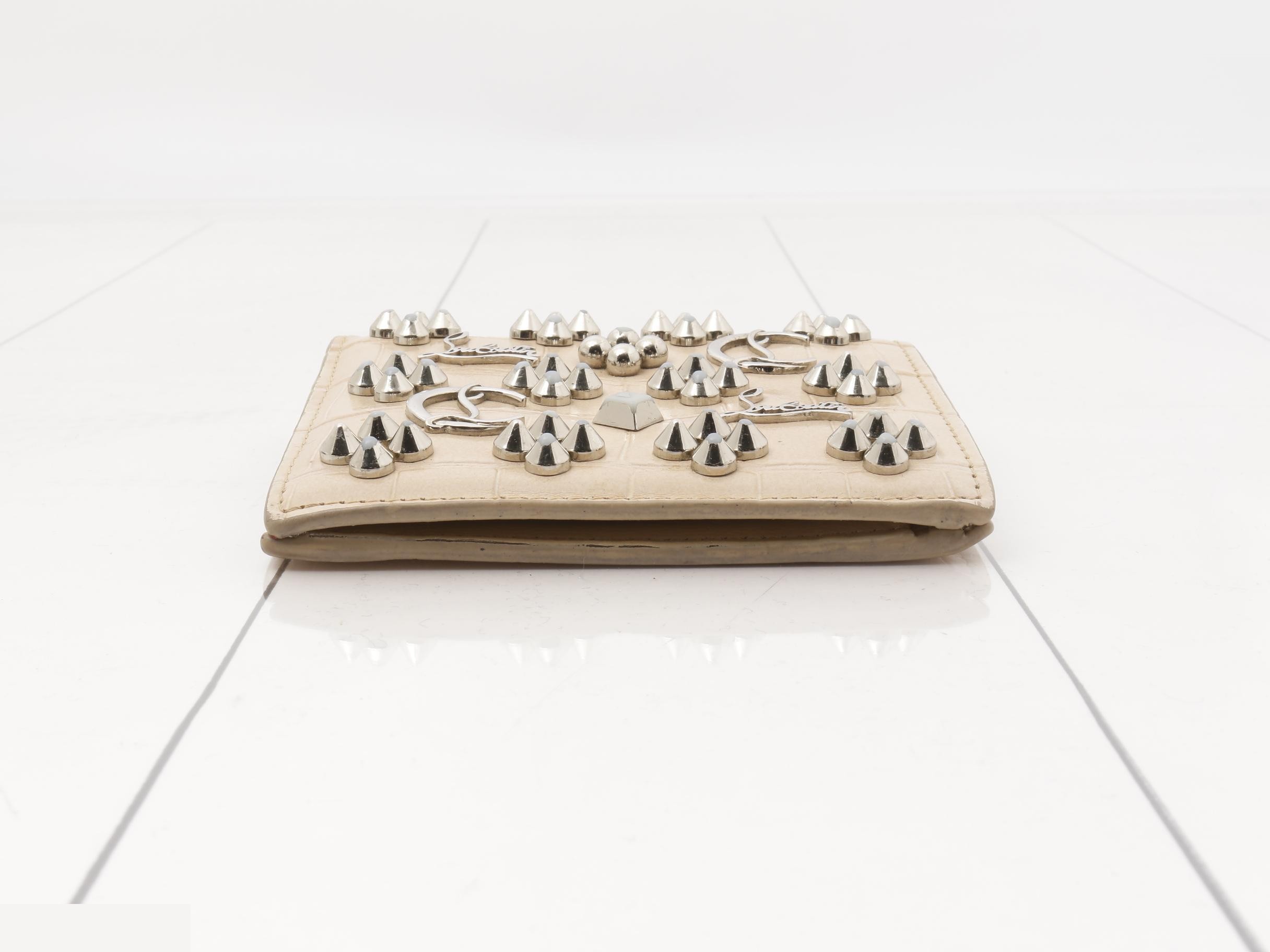 Other lines: Bags and Wallets — view 3
