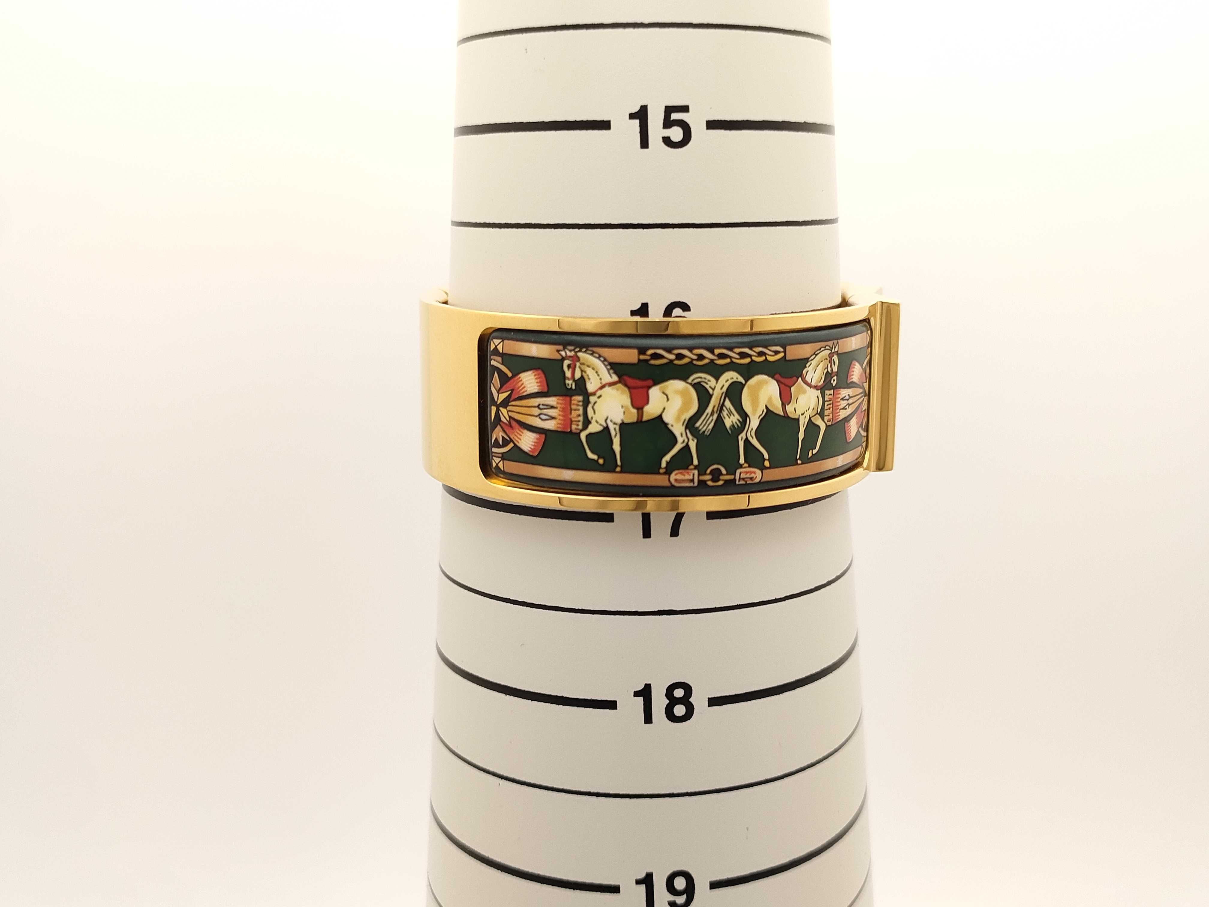 Clic Clac GM Enamel Bracelet/Bangle — view 5