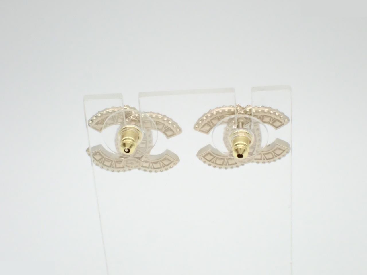 Earrings with Coco Mark logo — view 2