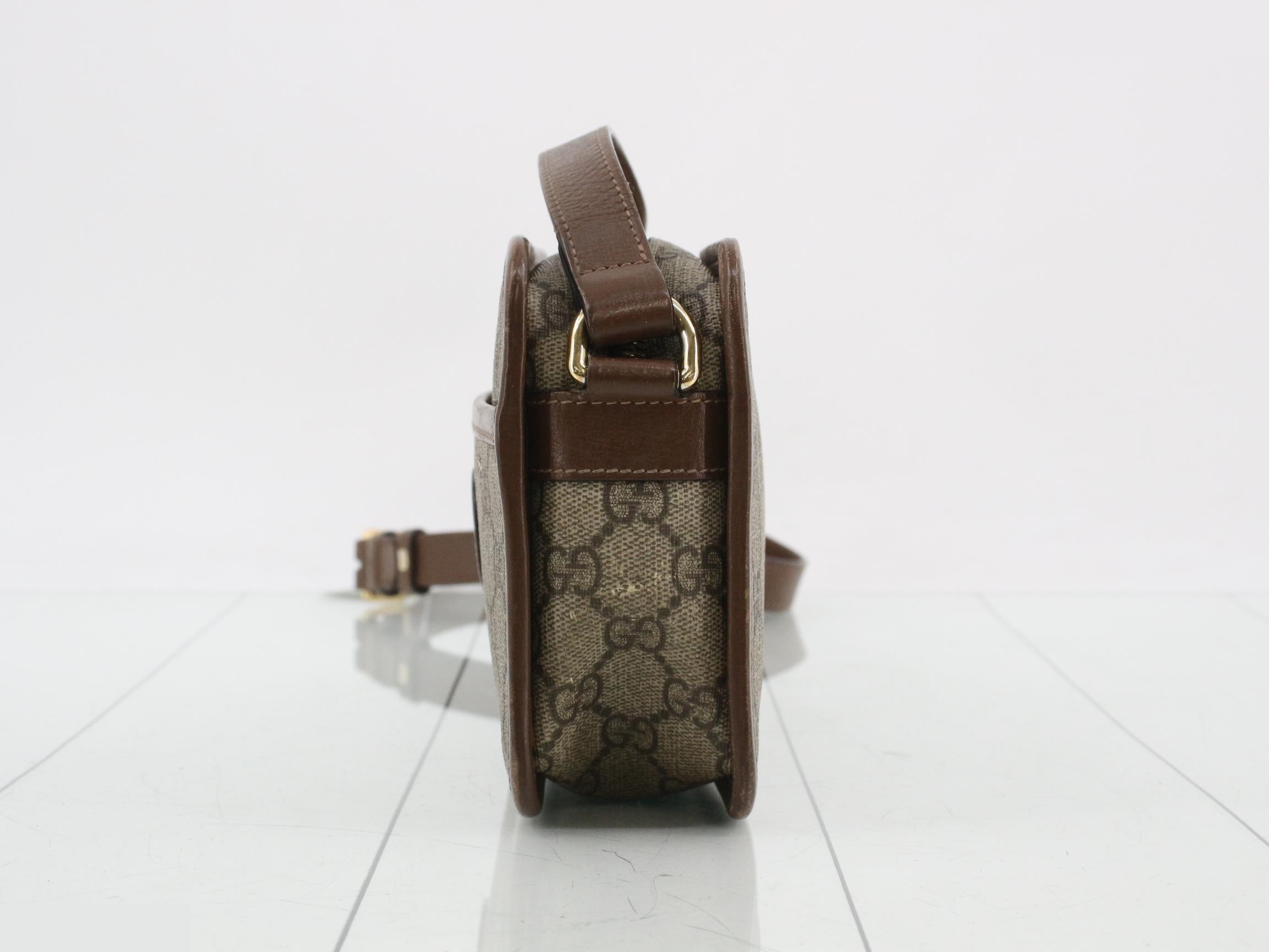 GG Supreme Leather Shoulder Bag — view 3