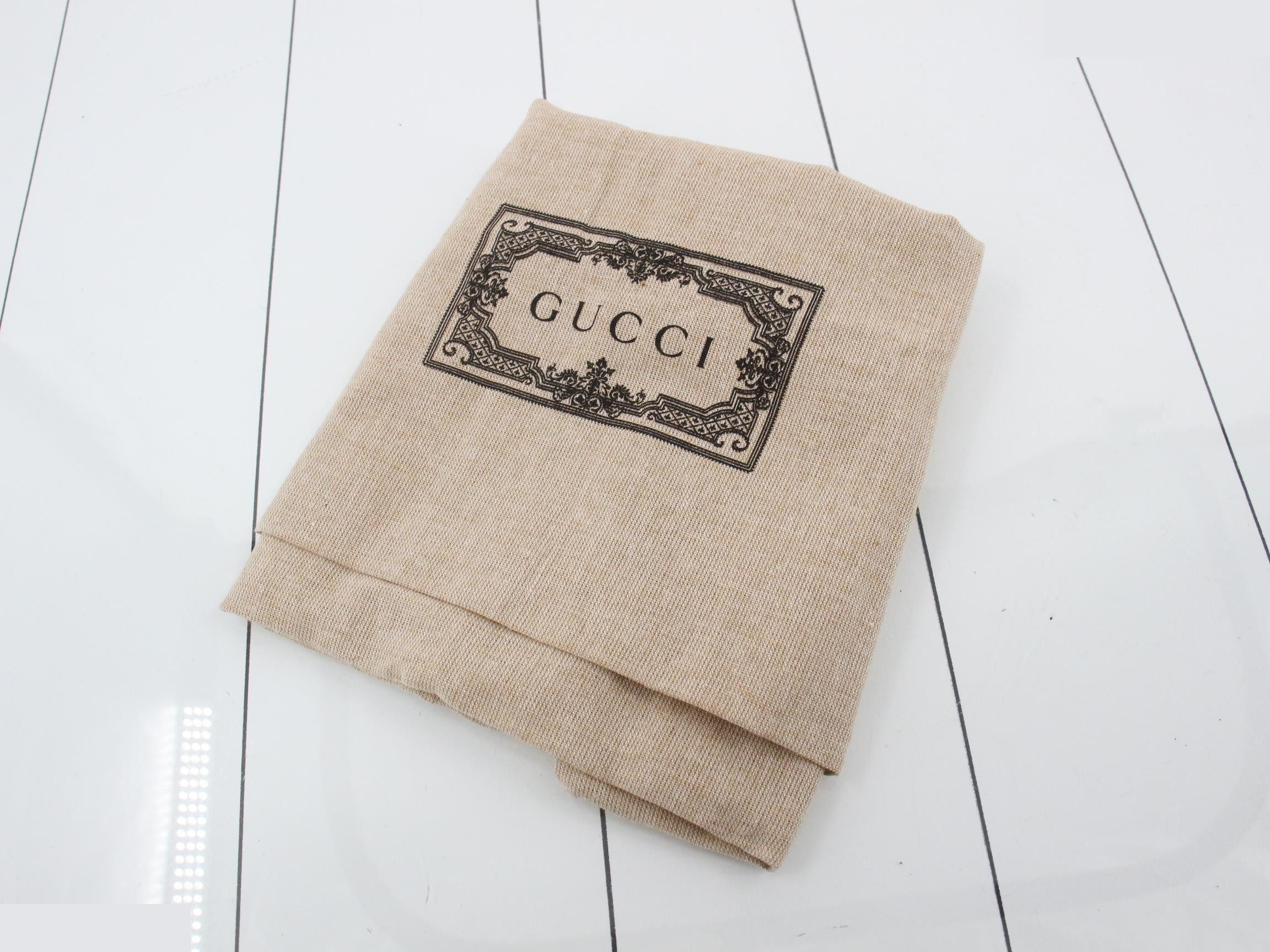 GG Supreme Leather Shoulder Bag — view 7