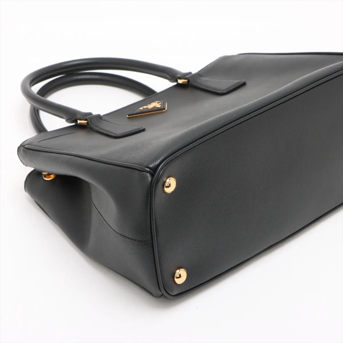 Saffiano Luxe Leather 2WAY Handbag Black BN2863 — view 4