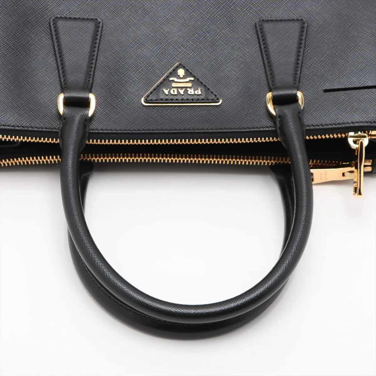 Saffiano Luxe Leather 2WAY Handbag Black BN2863 — view 5