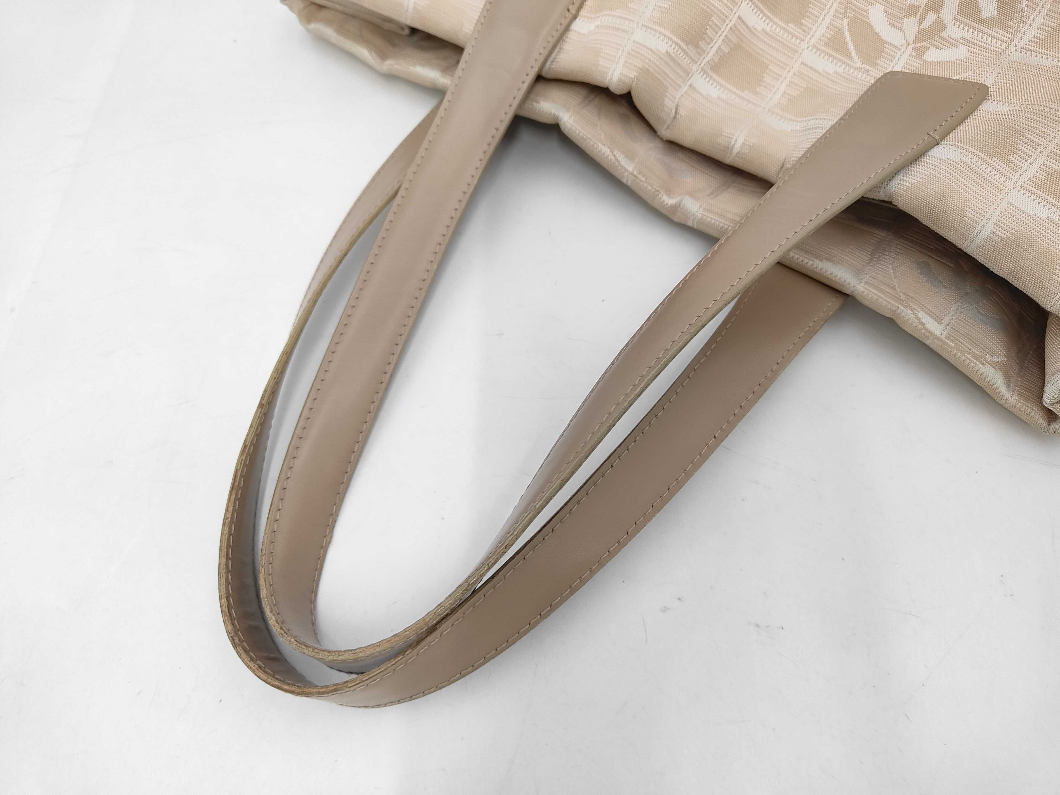 New Travel Line Tote PM, with seal and card, serial number in the 9s, includes dust bag. — view 5