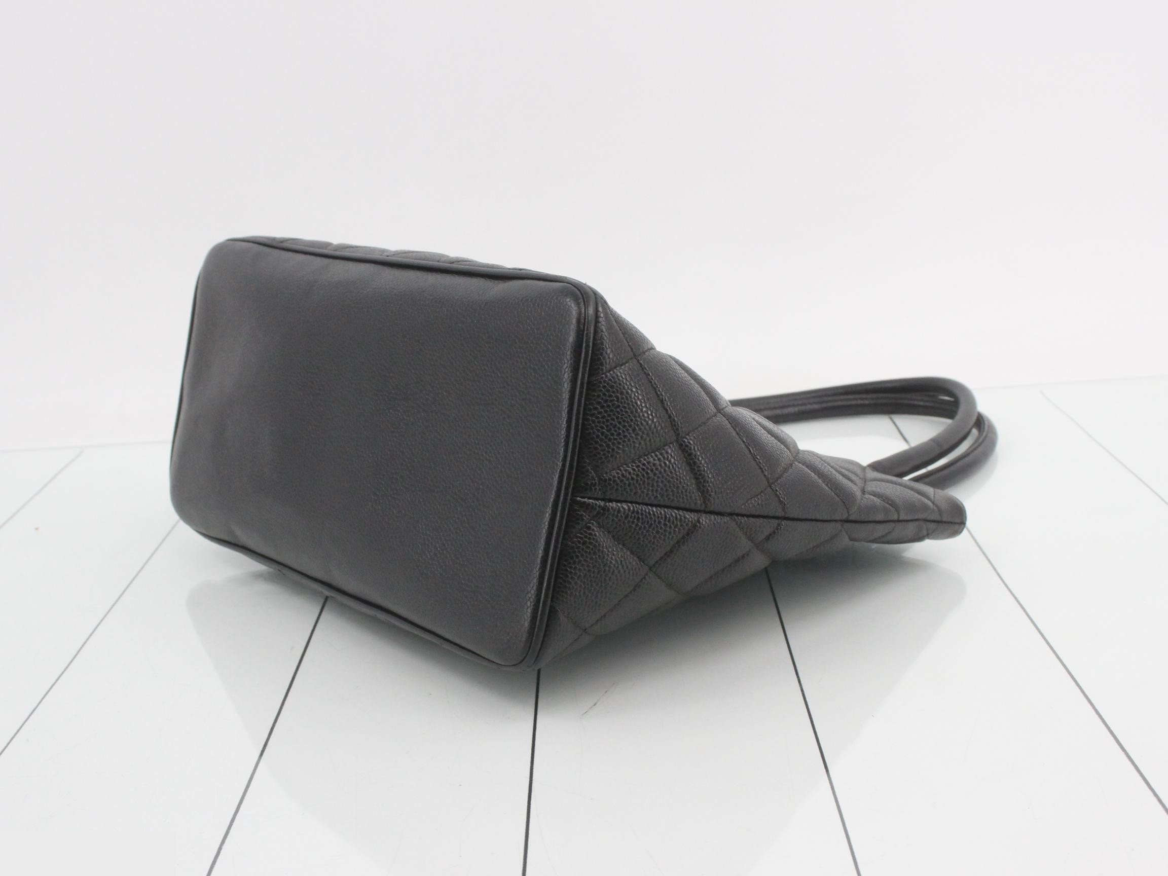 Caviar skin handbag — view 6
