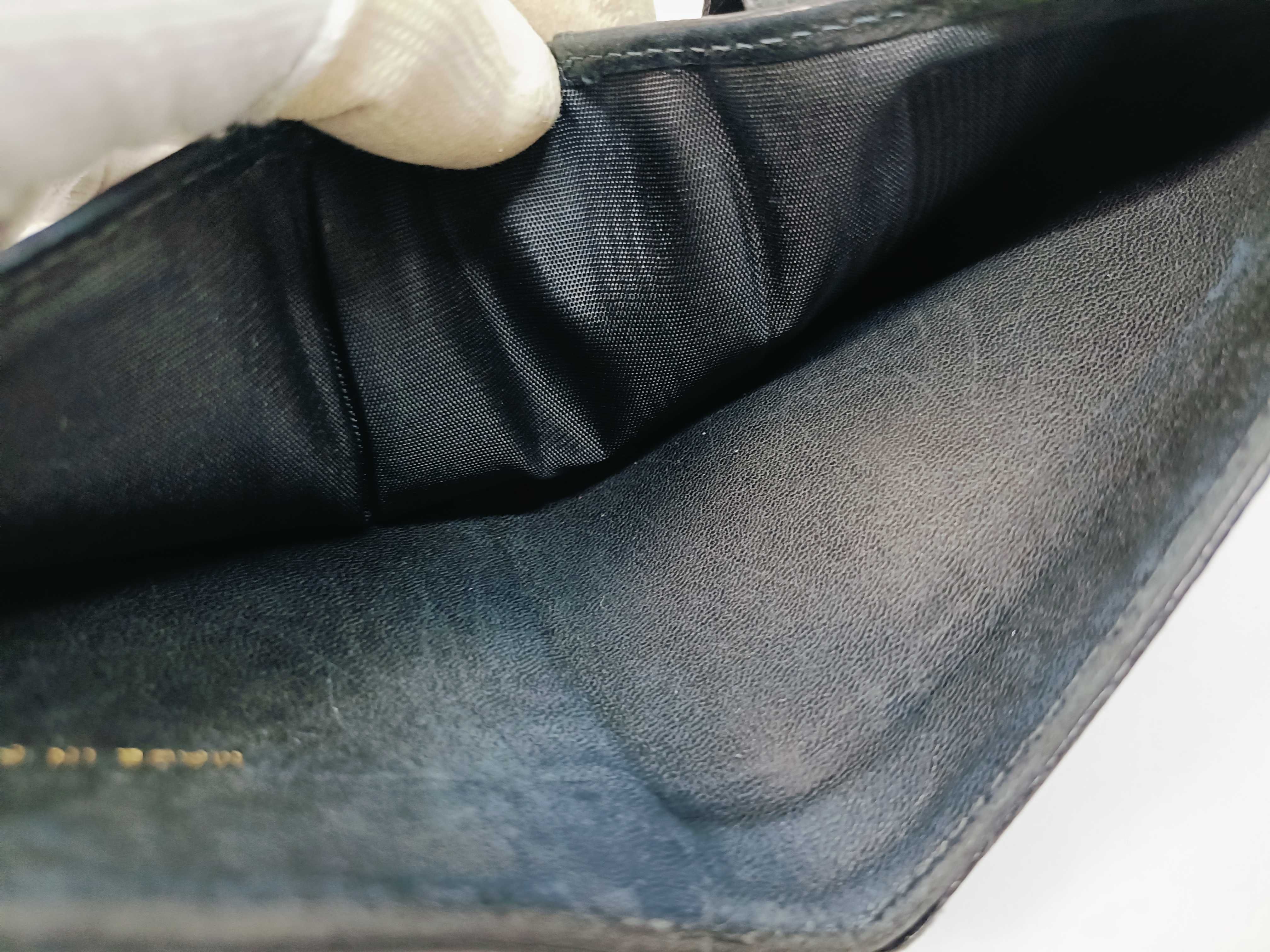 Caviar Skin Coco Mark/Black Wallet — view 12