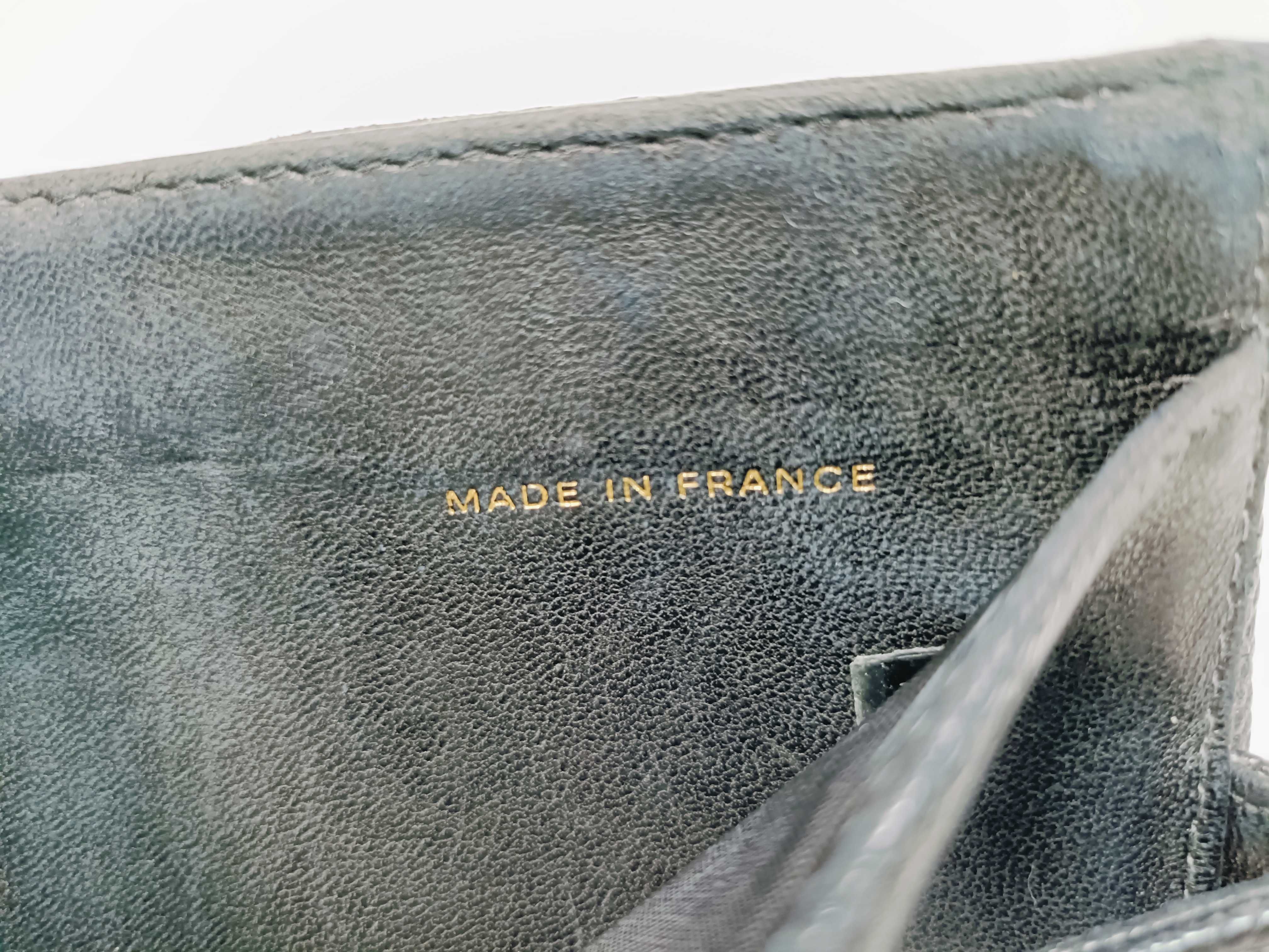 Caviar Skin Coco Mark/Black Wallet — view 14