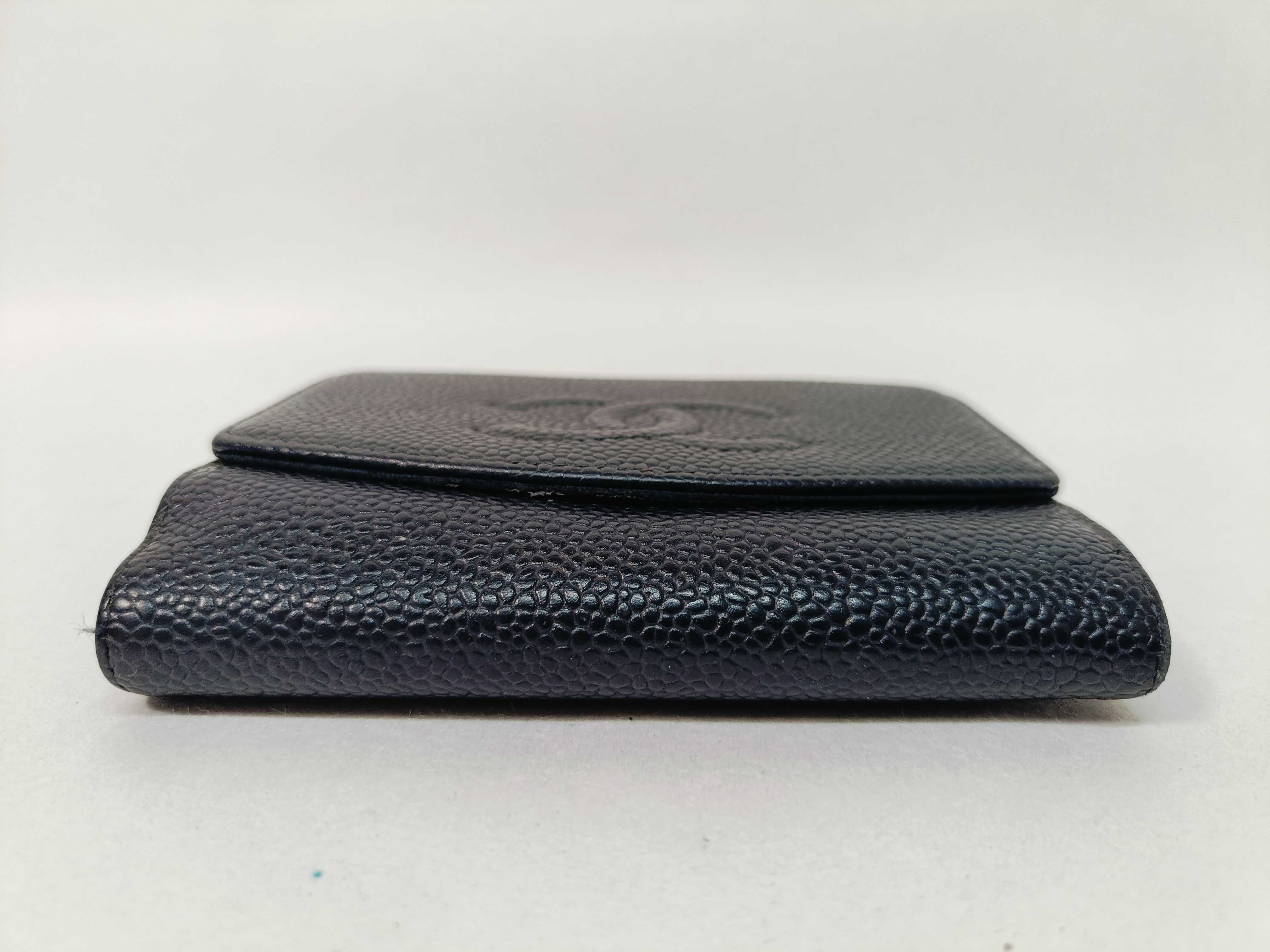 Caviar Skin Coco Mark/Black Wallet — view 5