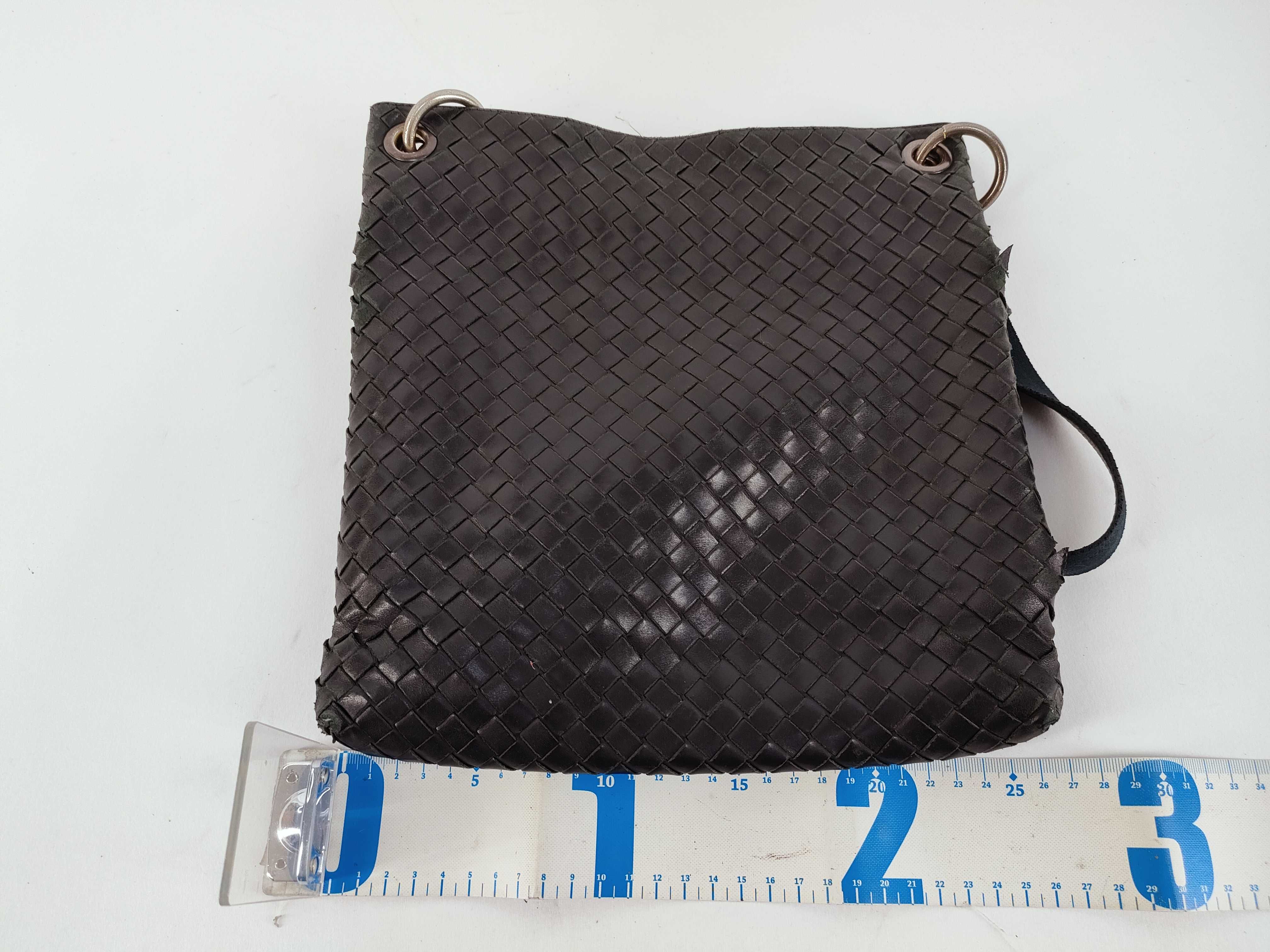 Intrecciato Bottega Veneta Shoulder Bag Intrecciato Leather Black Shoulder Bag — view 2