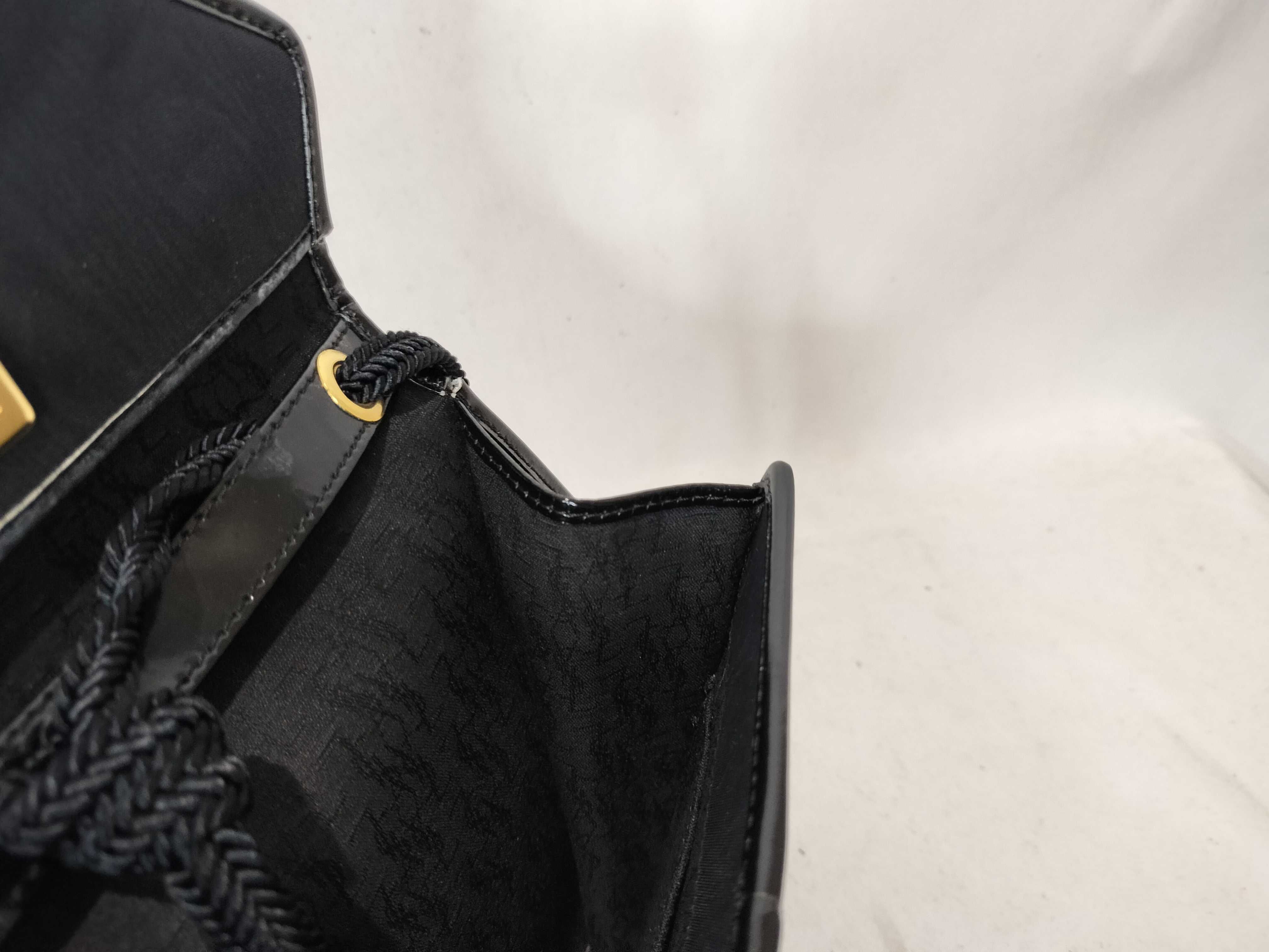 handbag with surface deterioration — view 11