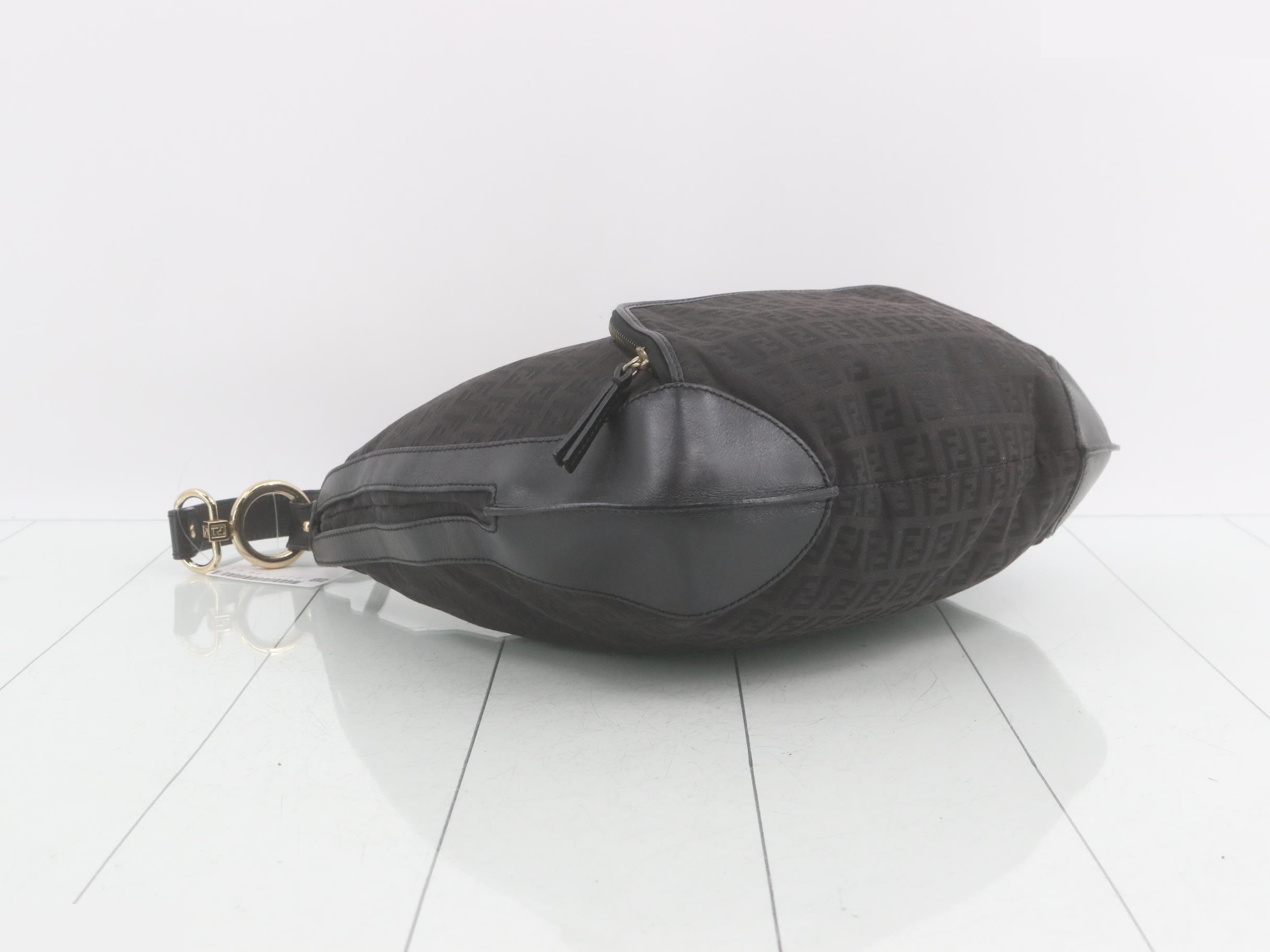 Zucchino (Bag) - Shoulder Bag — view 5