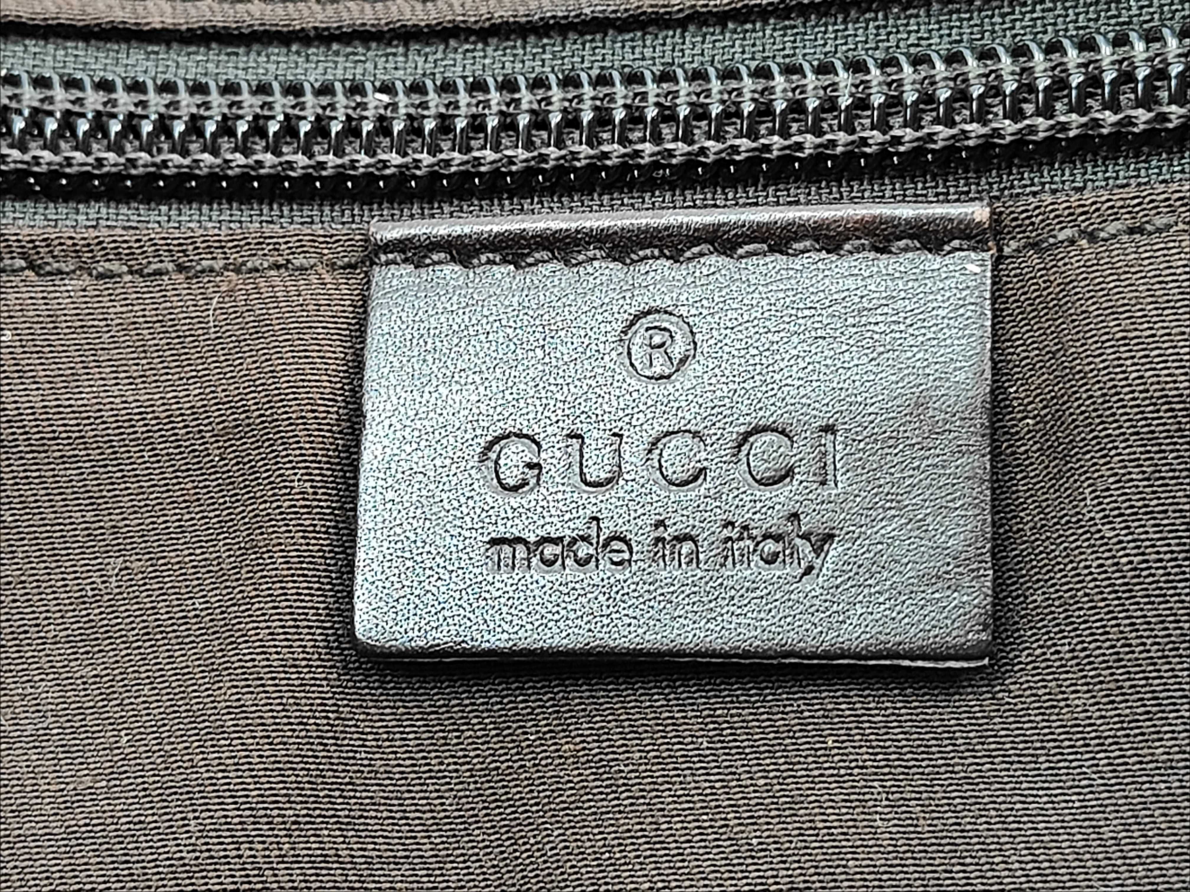 GG Canvas Shoulder Bag — view 13