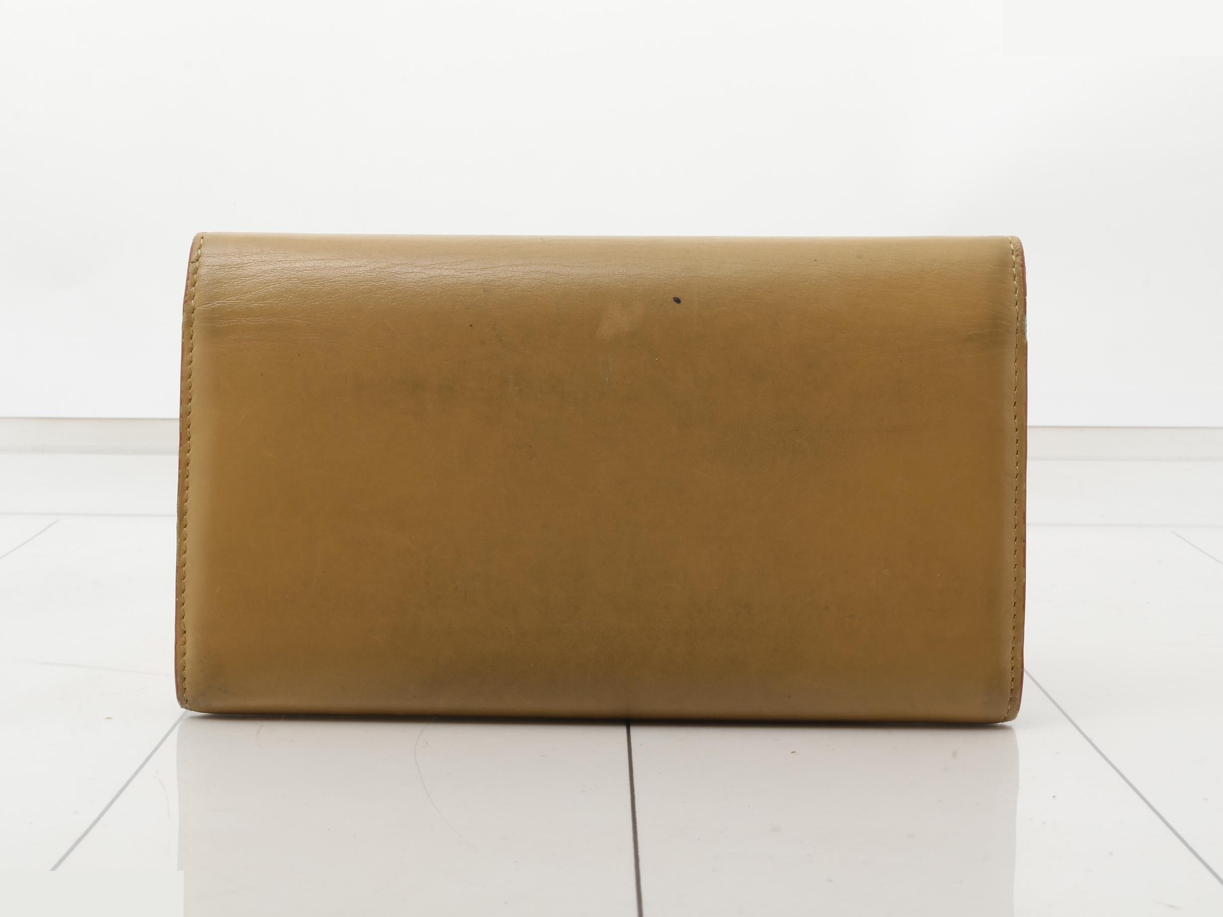 Other lines: Bags and Wallets — view 2
