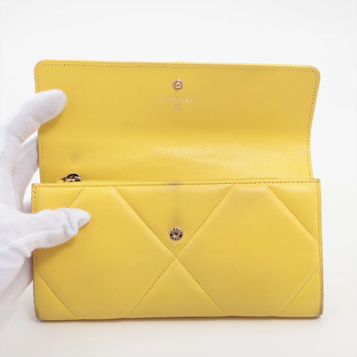 19 Lambskin Long Wallet, Yellow, Gold Hardware GGJHG9C2 — view 3