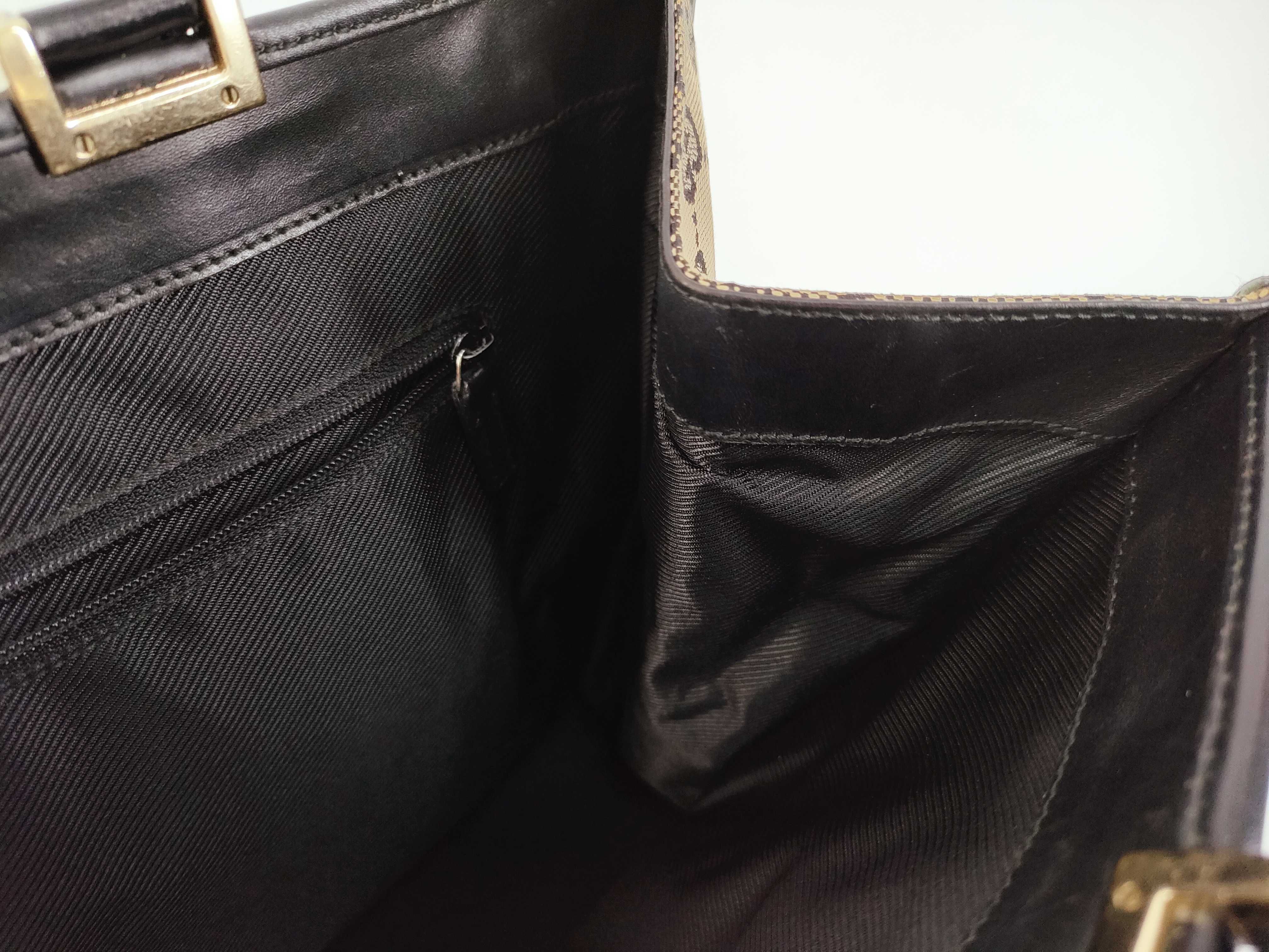 GG Canvas Tote Bag — view 9