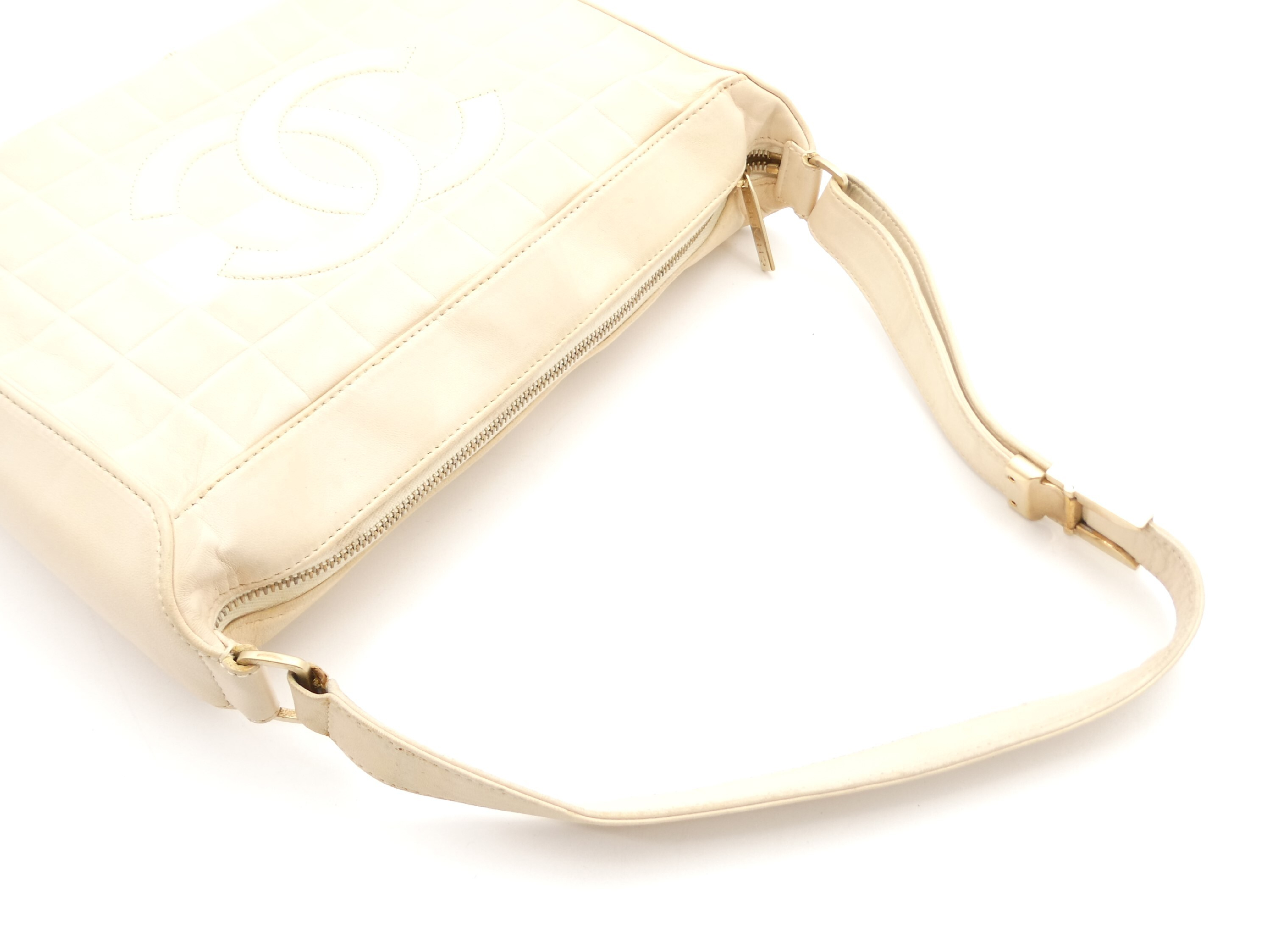 Chocolate Bar Coco Mark Shoulder Bag — view 6