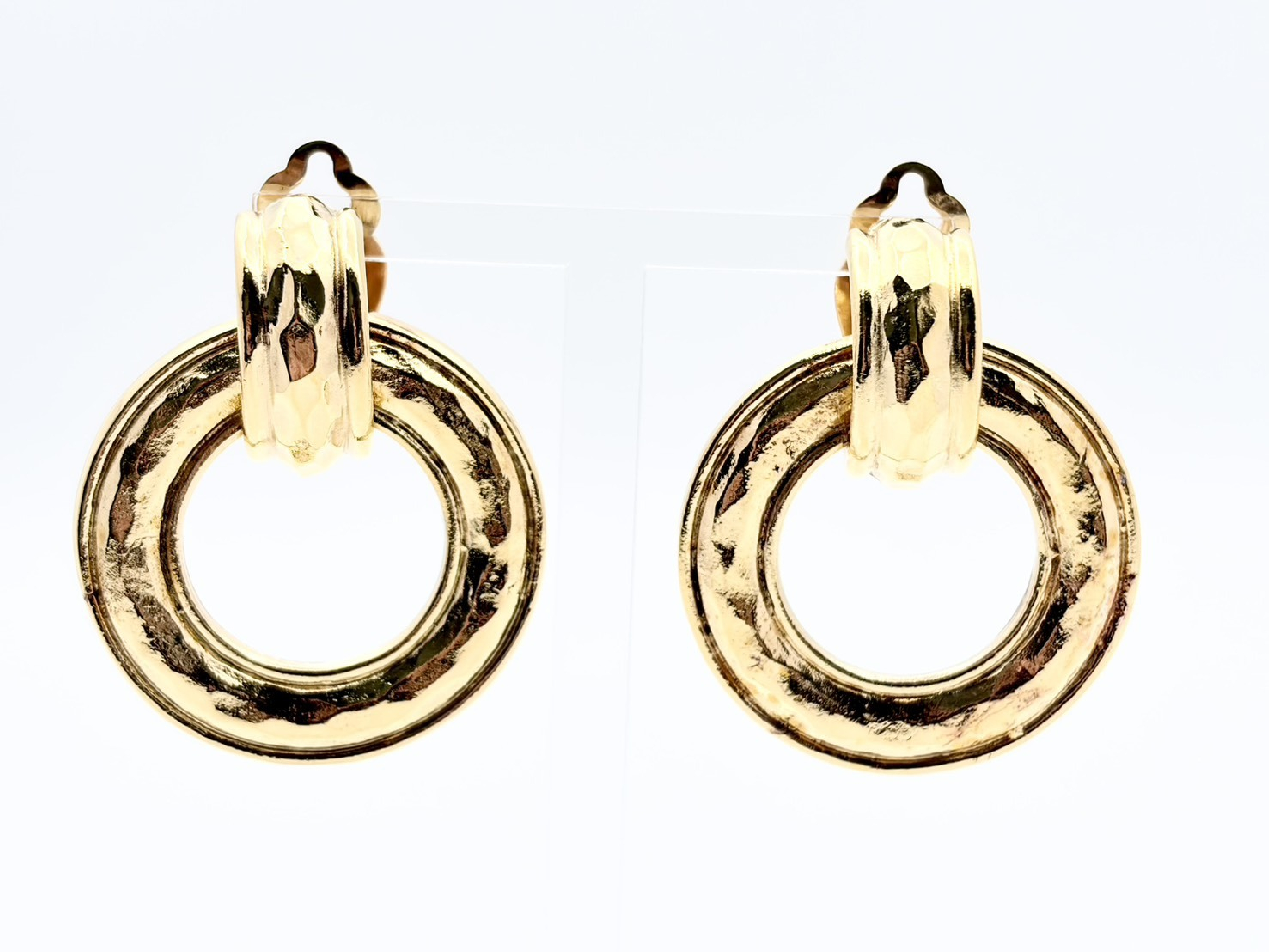 Round Circle Hoop Earrings (with comments)