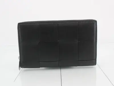 Maxi Intrecciato Cassette Zip Wallet, Black