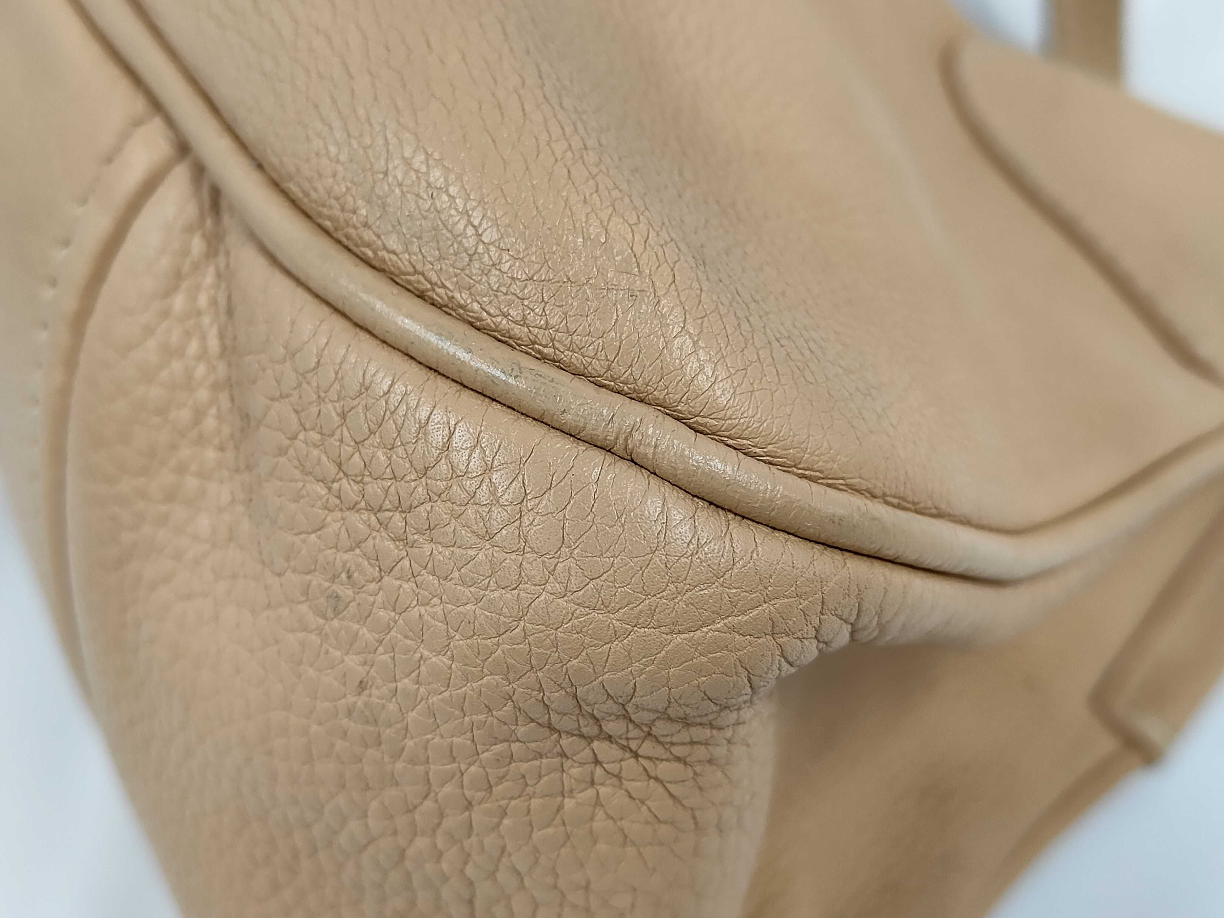 Vitello Daino Handbag — view 4