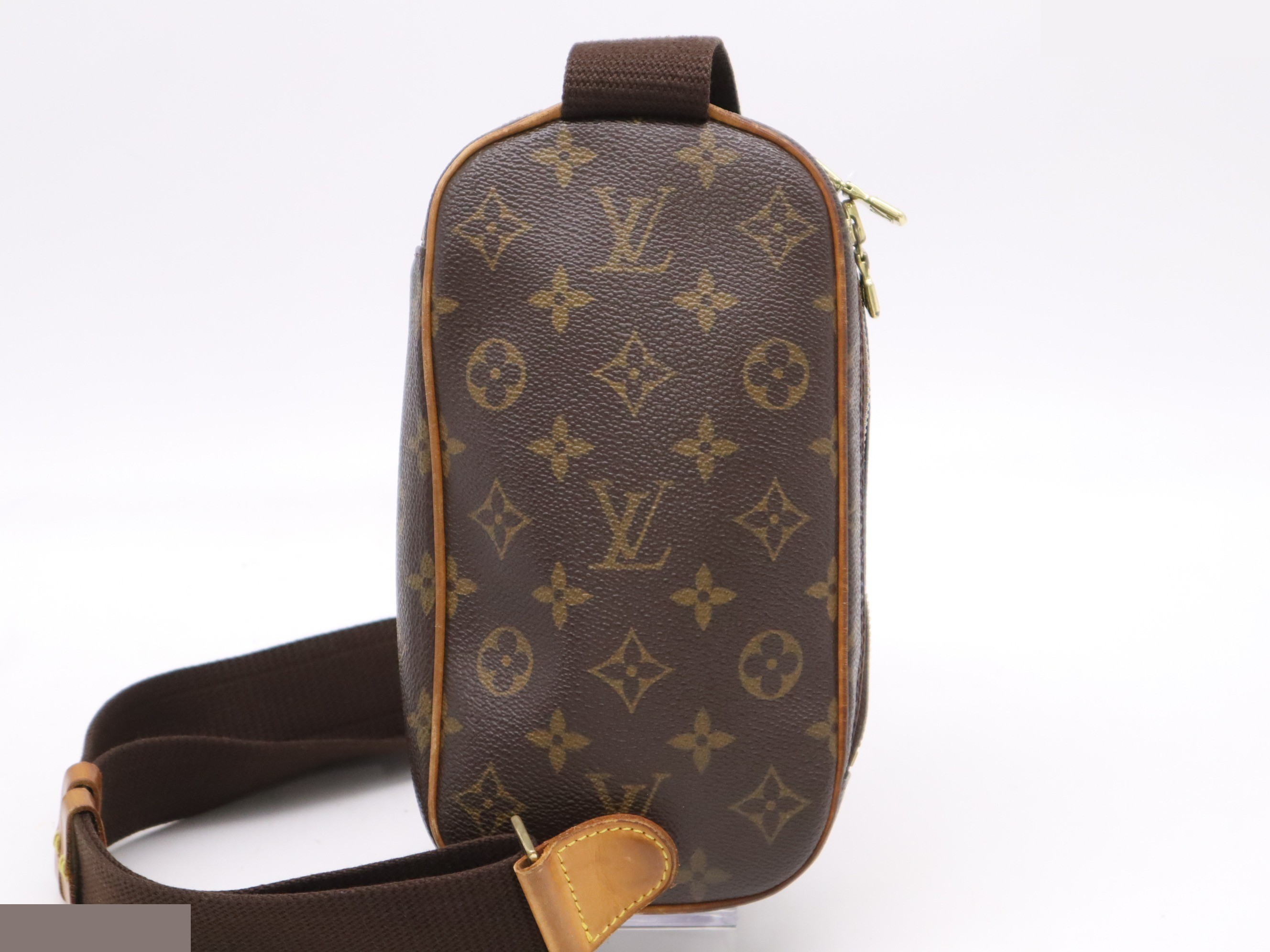 Pochette Ganju — view 2