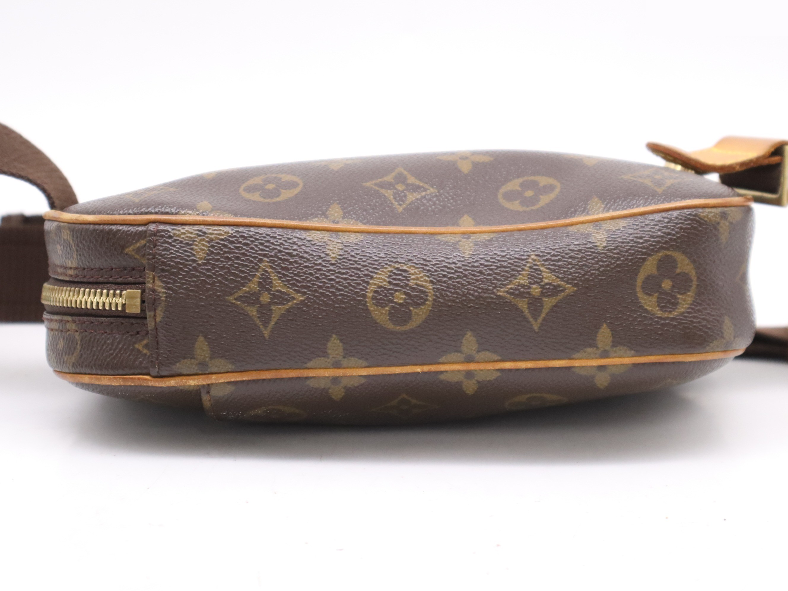 Pochette Ganju — view 3