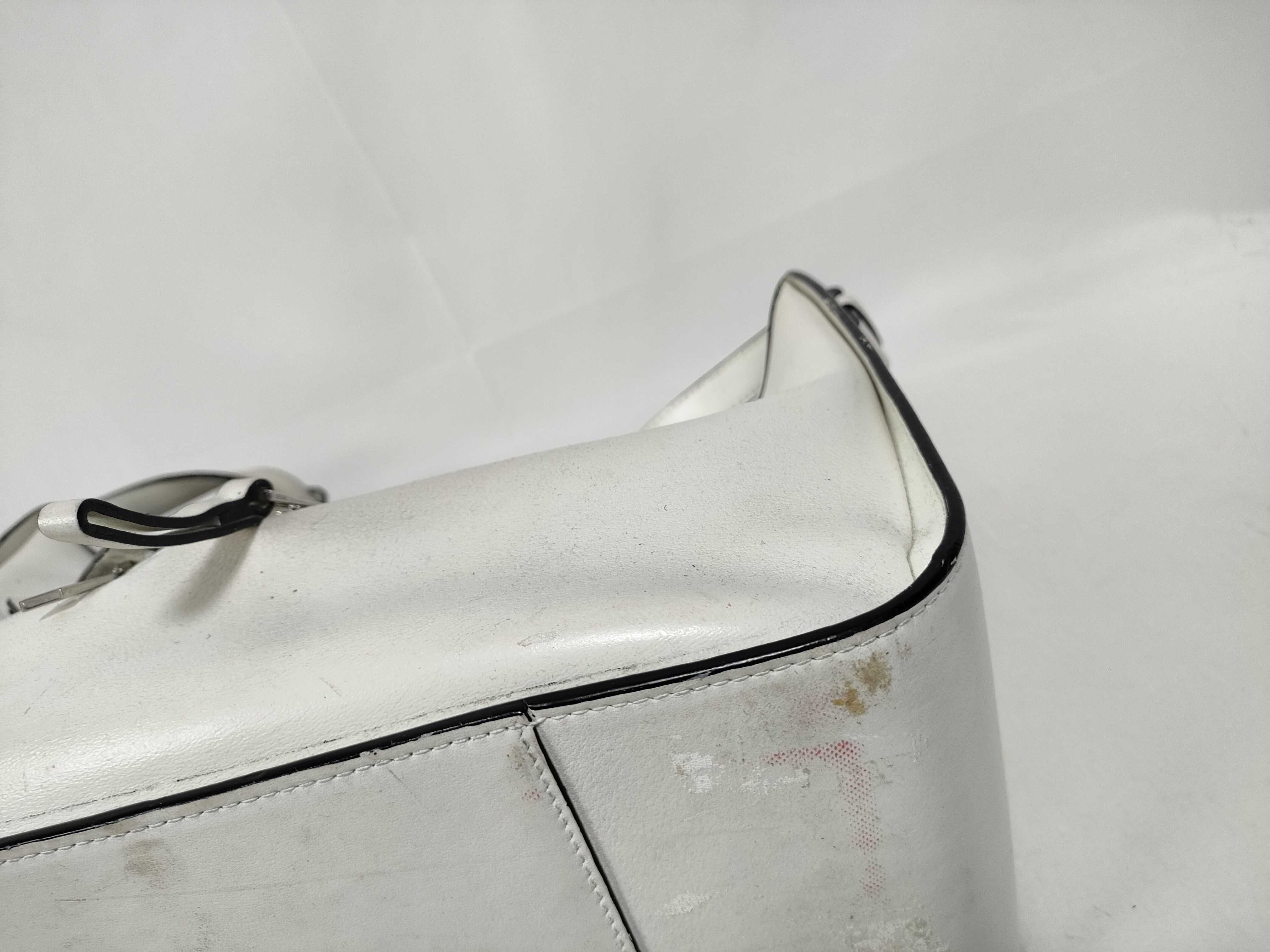 Hammock Small Leather 2-Way Handbag, White Shoulder Bag — view 4