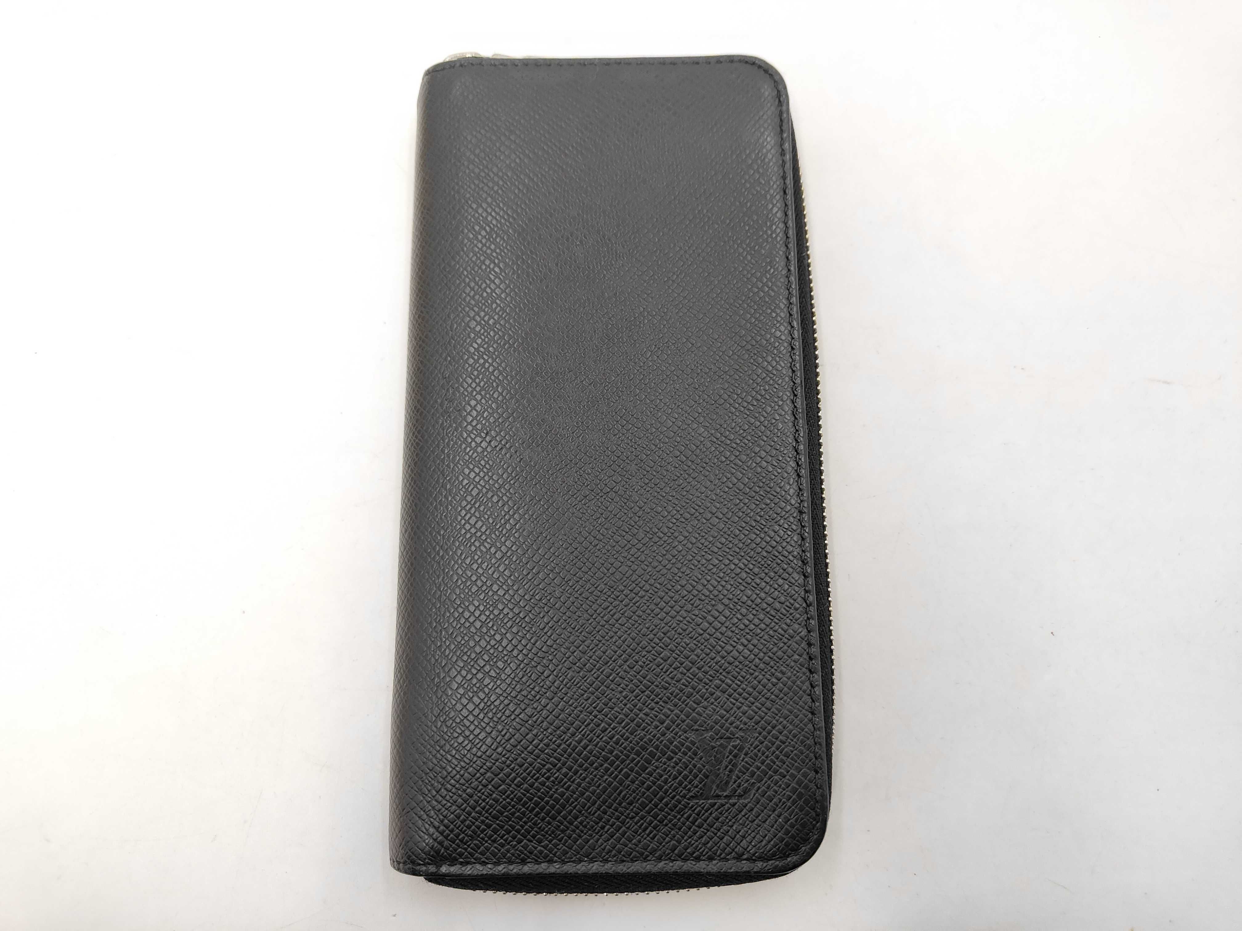Taiga Zippy Vertical Wallet with IC Tag and Silver Hardware