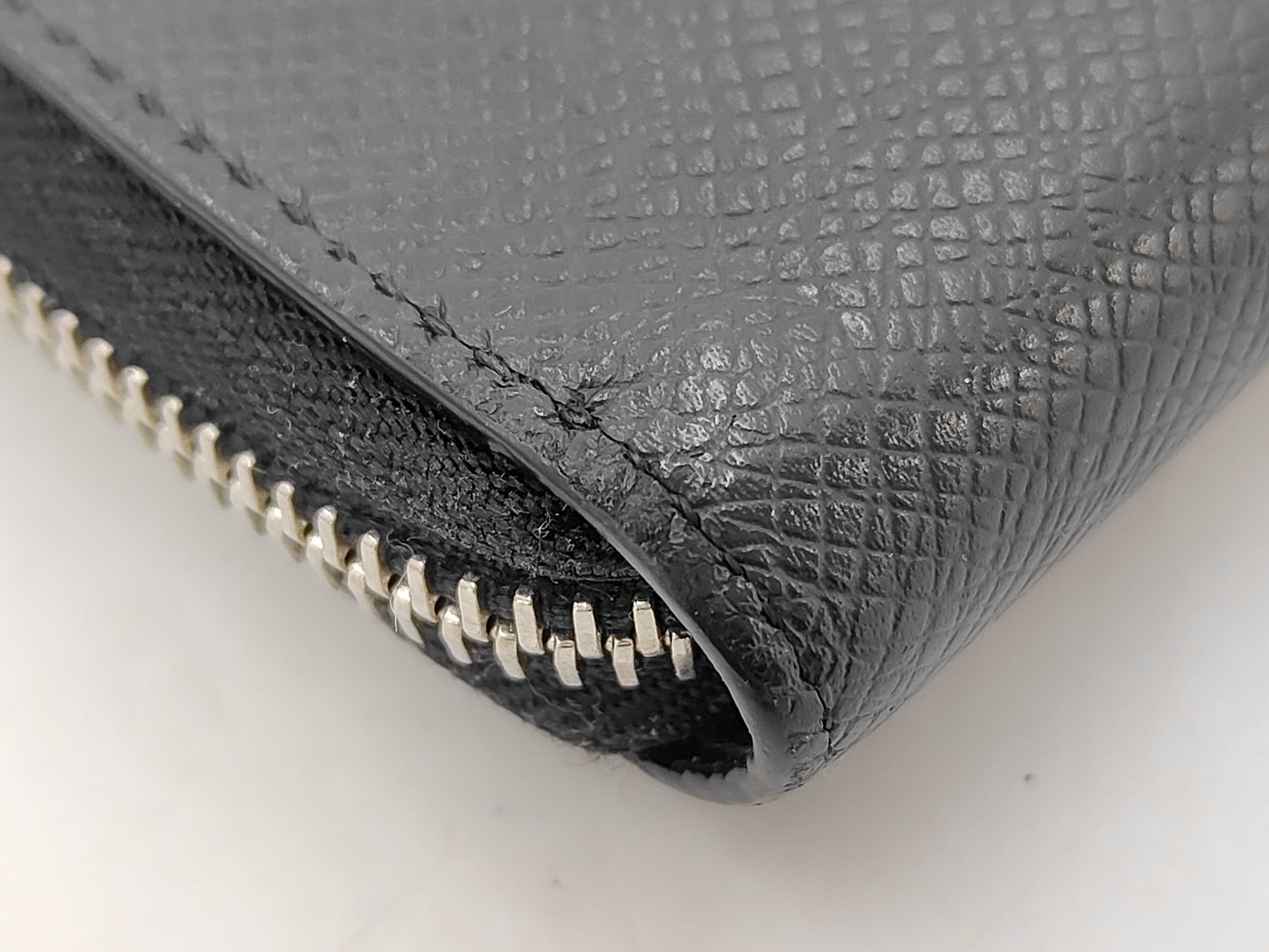 Taiga Zippy Vertical Wallet with IC Tag and Silver Hardware — view 3