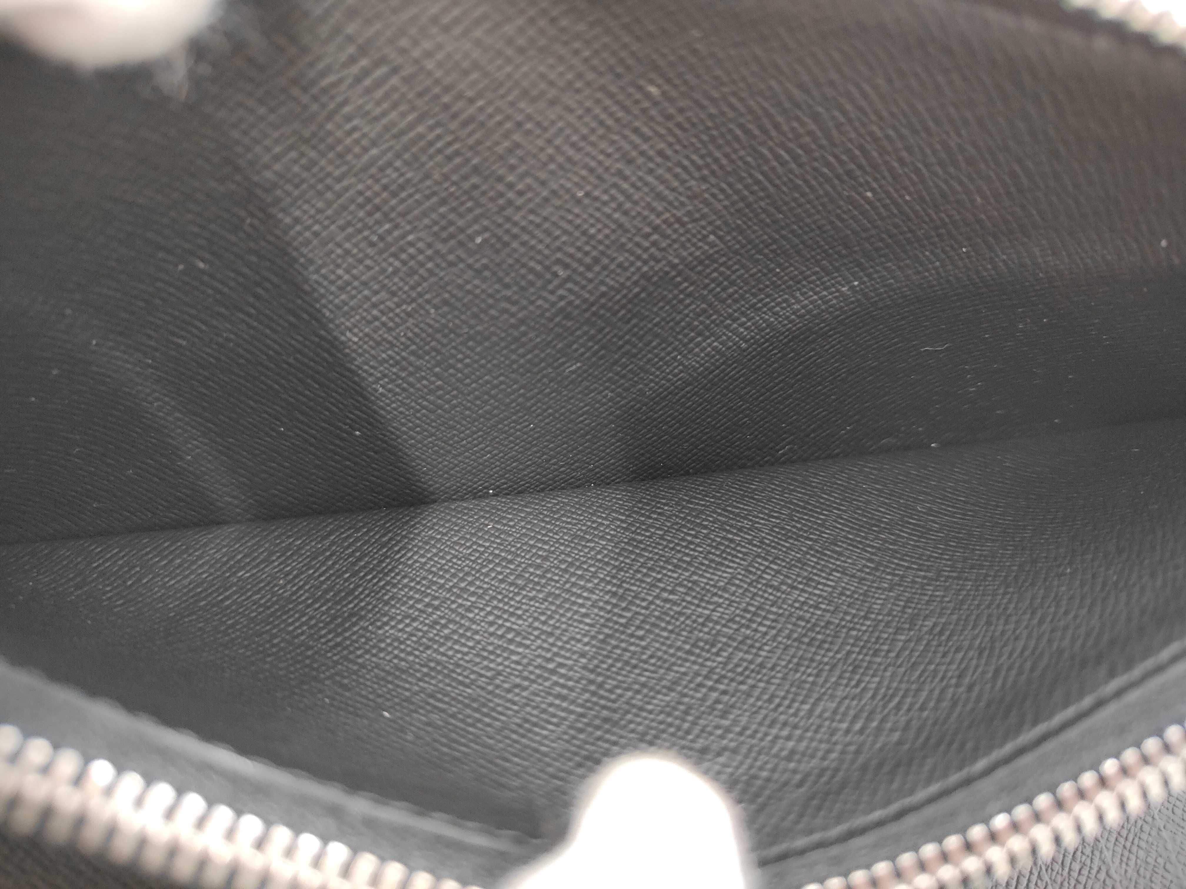 Taiga Zippy Vertical Wallet with IC Tag and Silver Hardware — view 5
