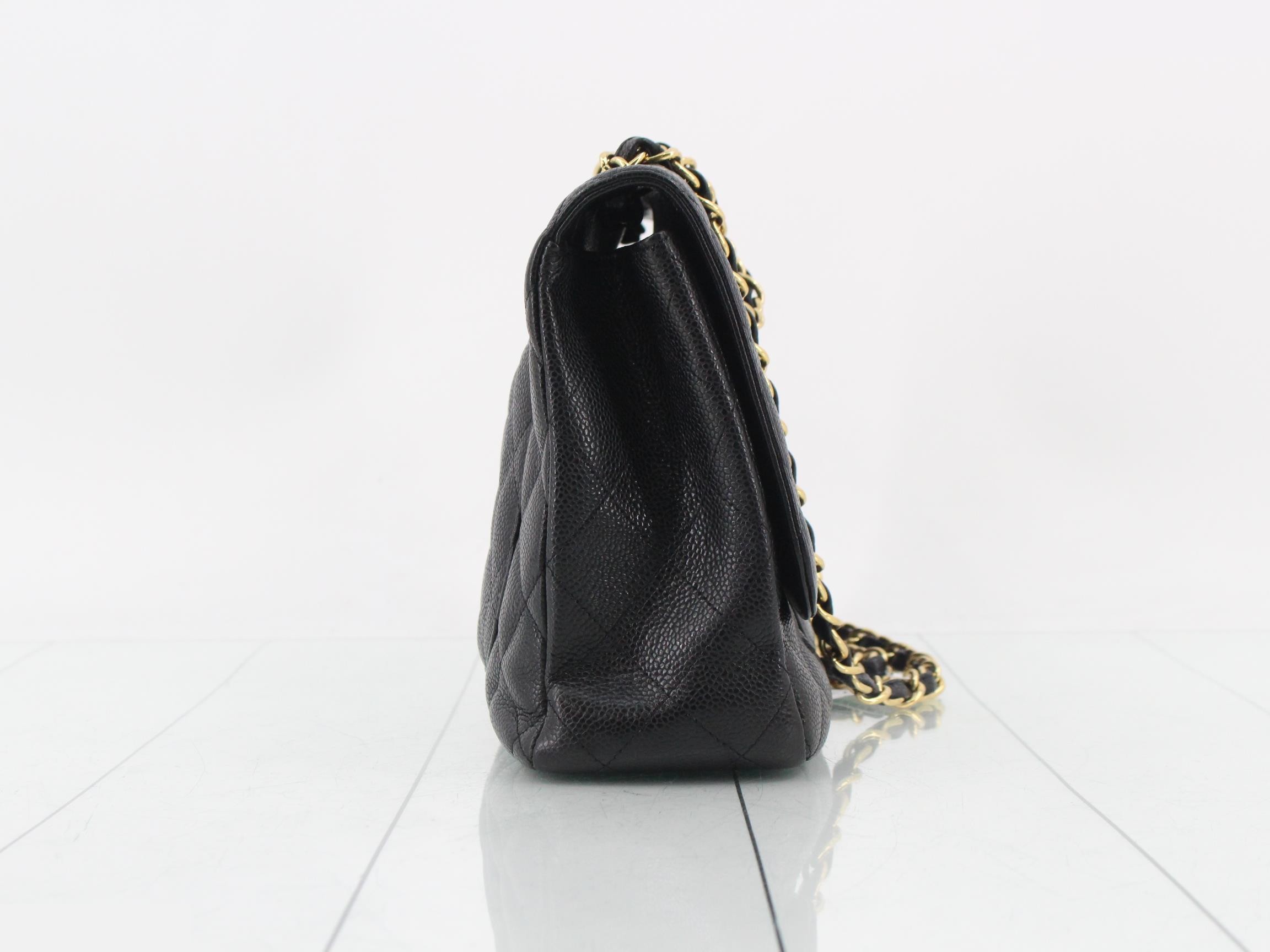 Large Matelassé 30 Caviar Skin Turnlock Double Chain Shoulder Bag — view 4