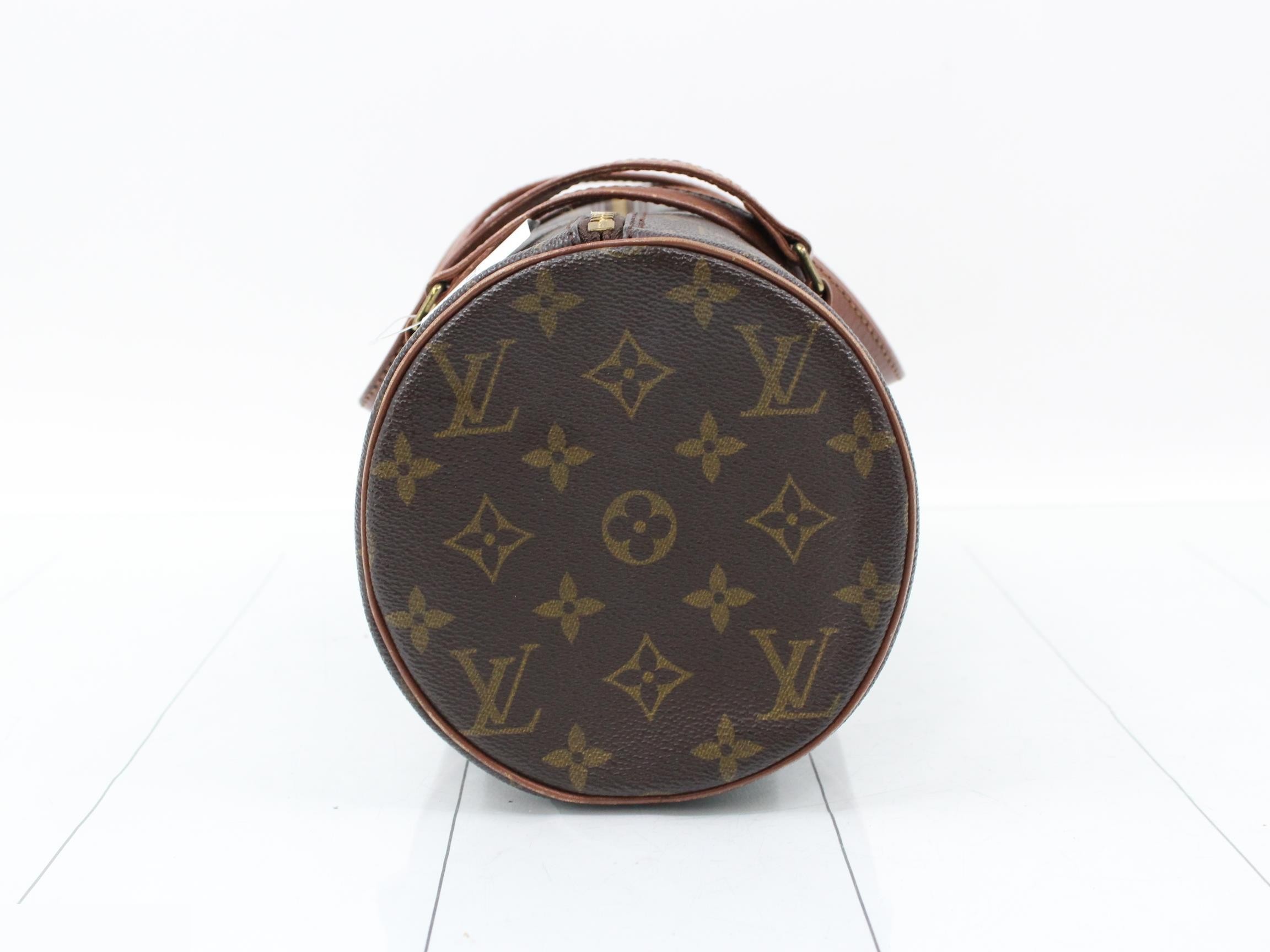 Papillon 30 with pouch — view 3