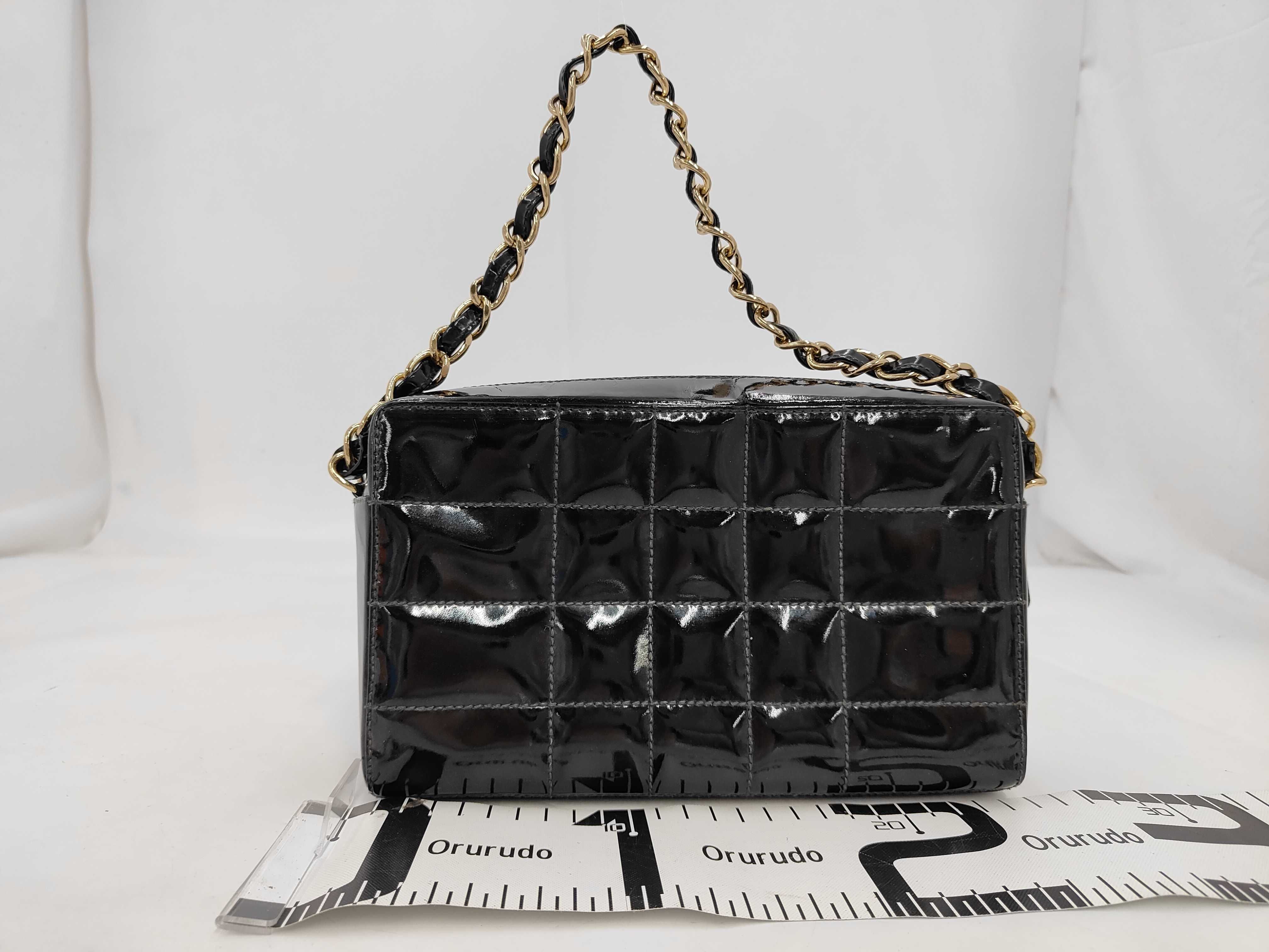 Chocolate Bar Coco Mark Patent Chain One Shoulder Bag — view 2