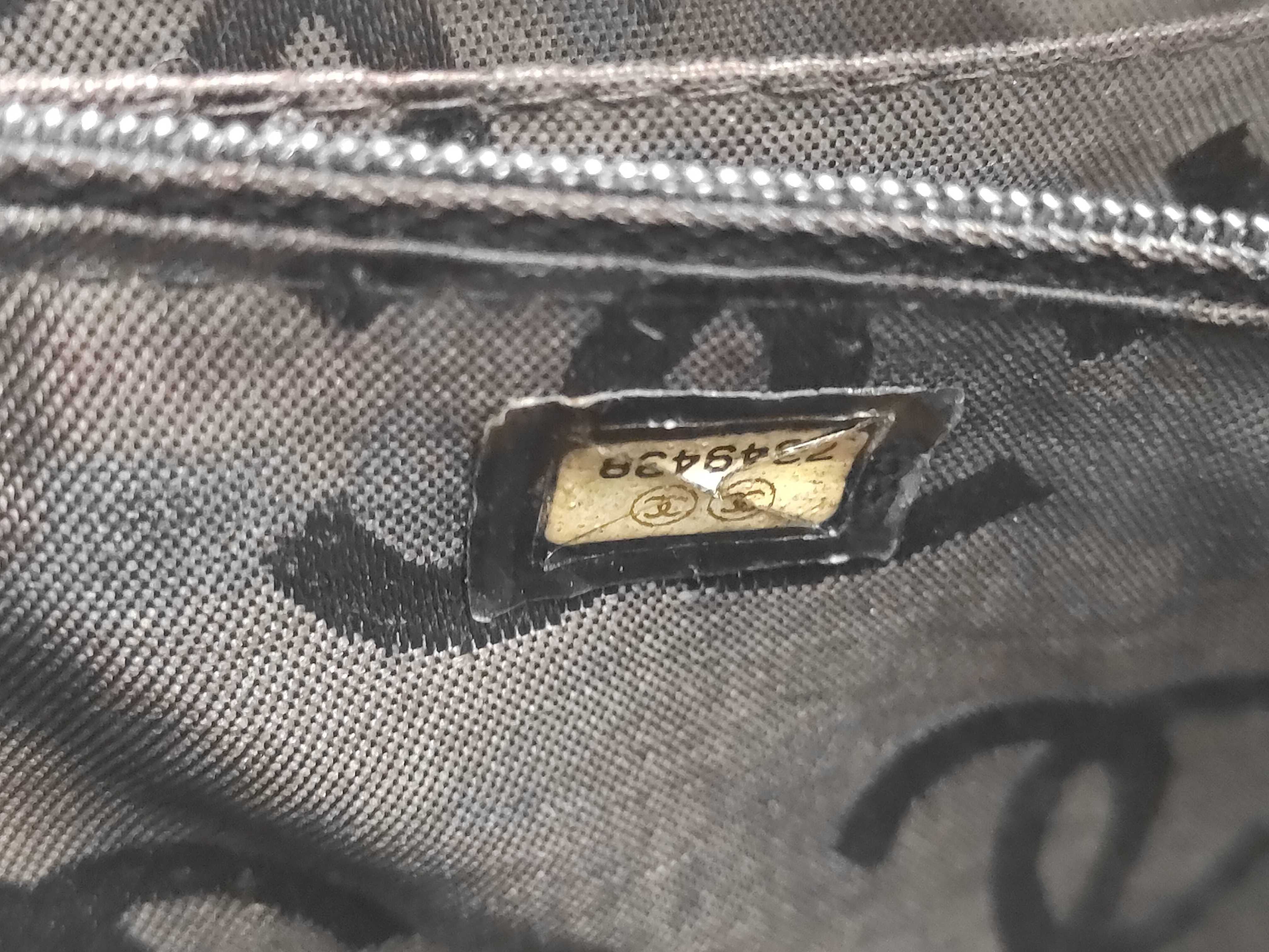 Chocolate Bar Coco Mark Patent Chain One Shoulder Bag — view 10