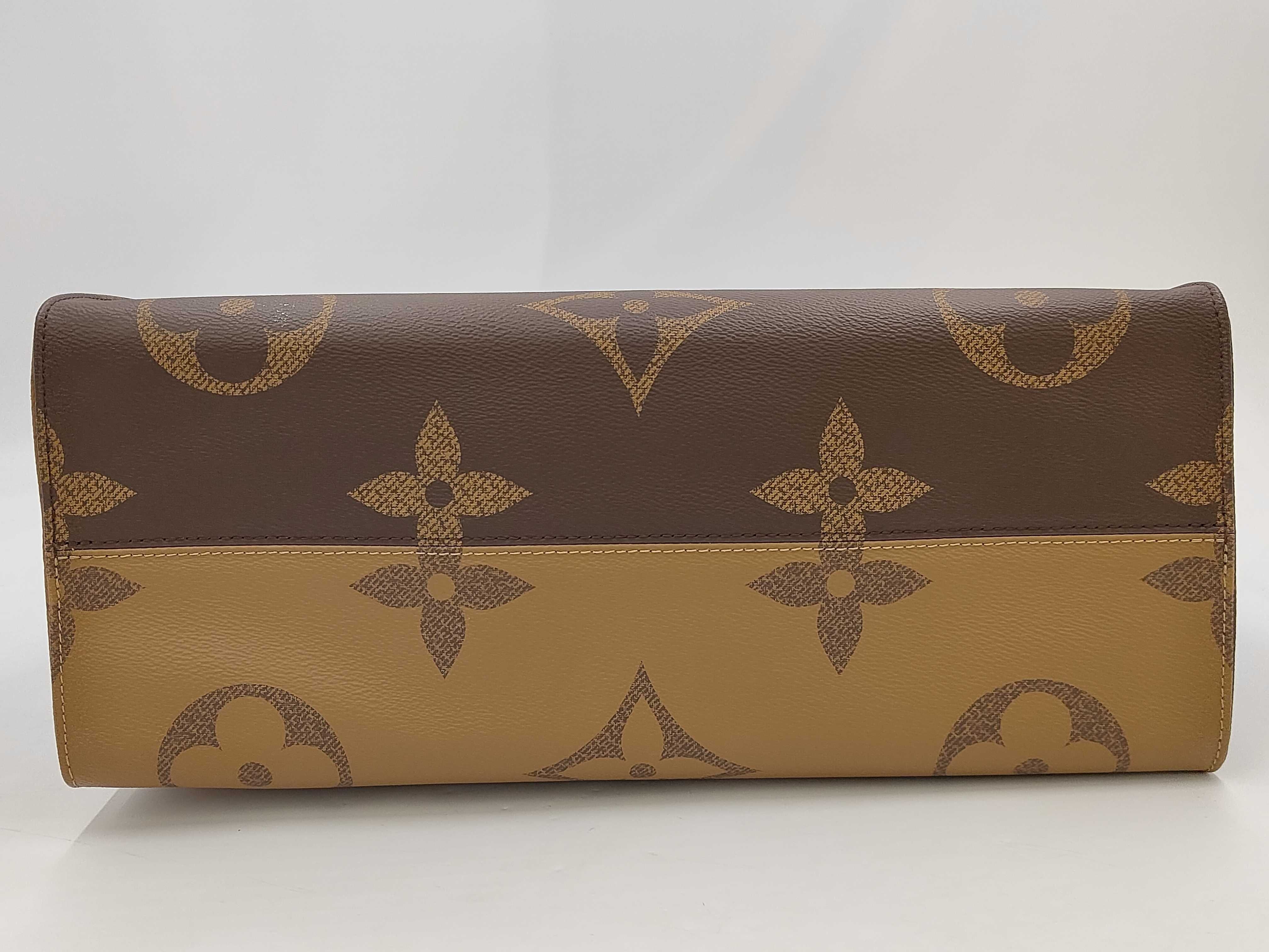 OnTheGo GM Tote Bag — view 3