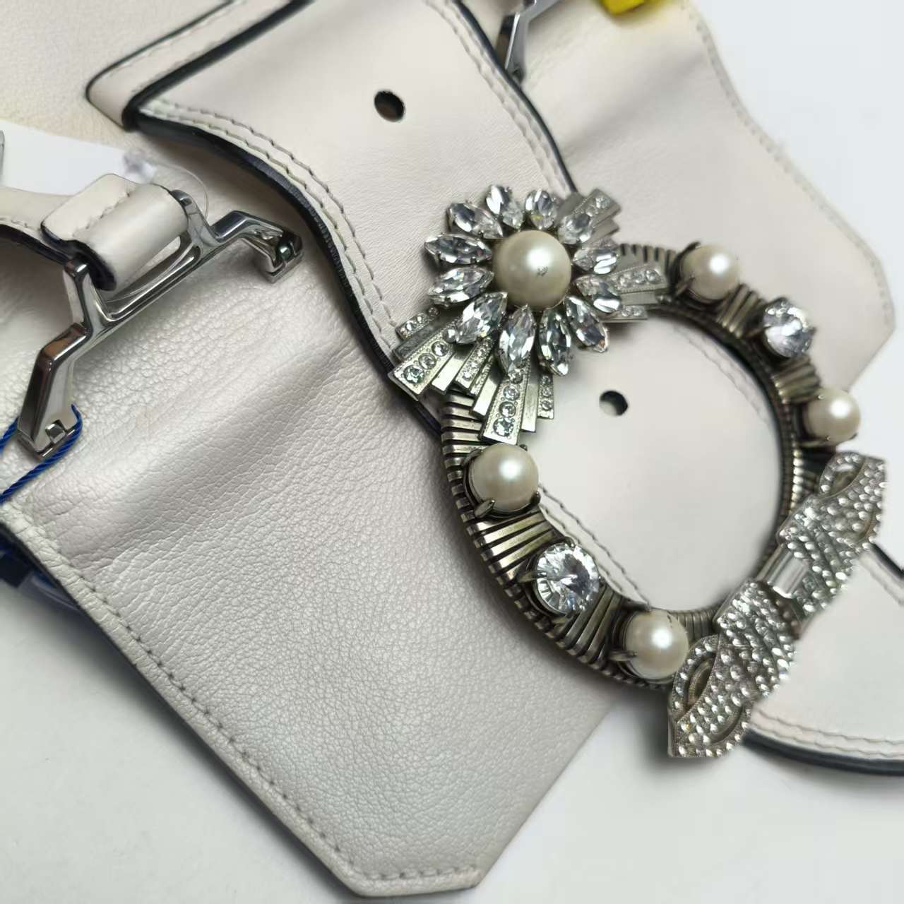 【*Shipped from: China*】Miu Miu Crystal Leather Shoulder Bag — view 8