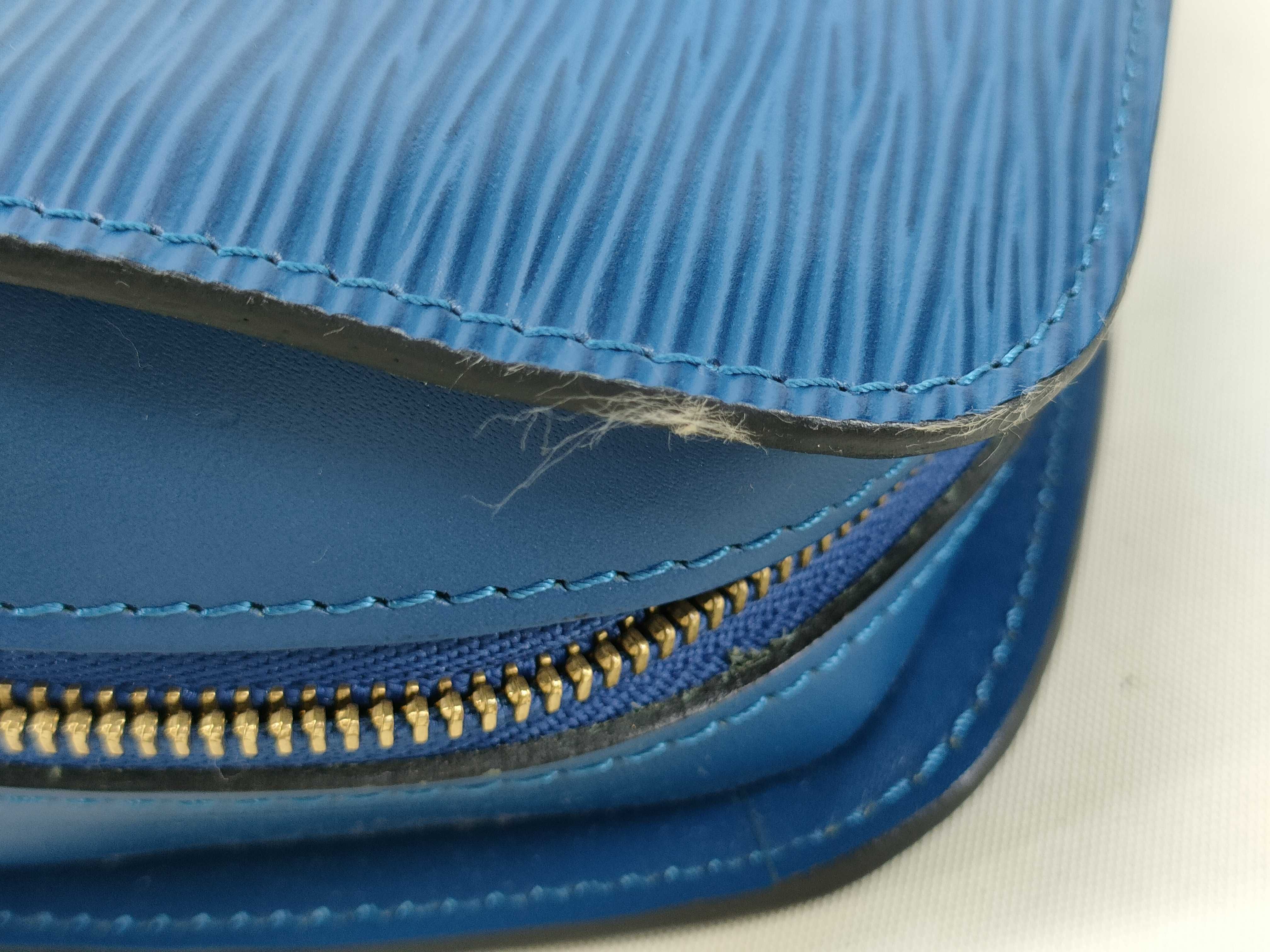 Epi Dauphine Pouch M48445 SP0937 (with dust bag) — view 12