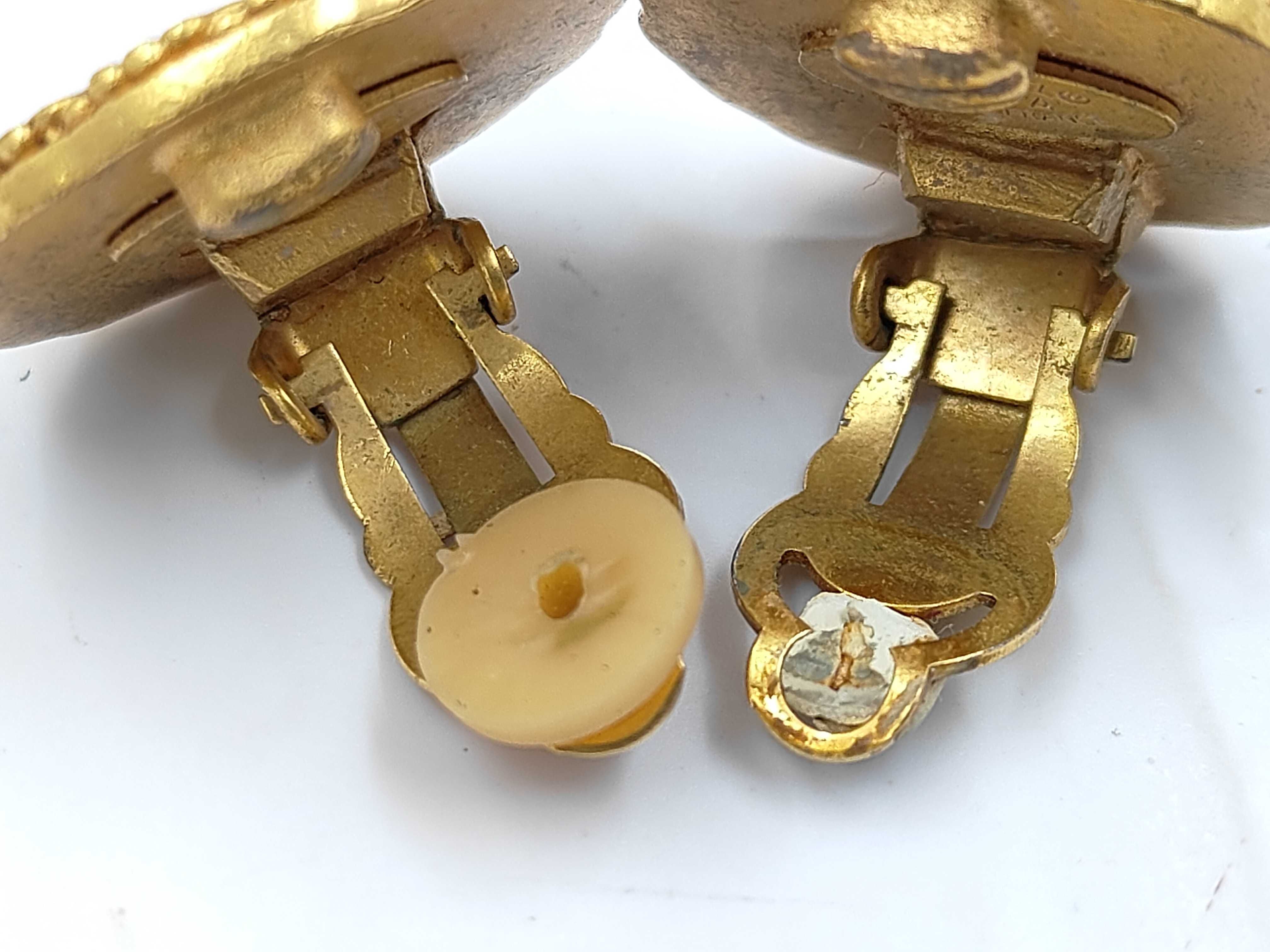 Coco Mark Round 93A Earrings — view 9